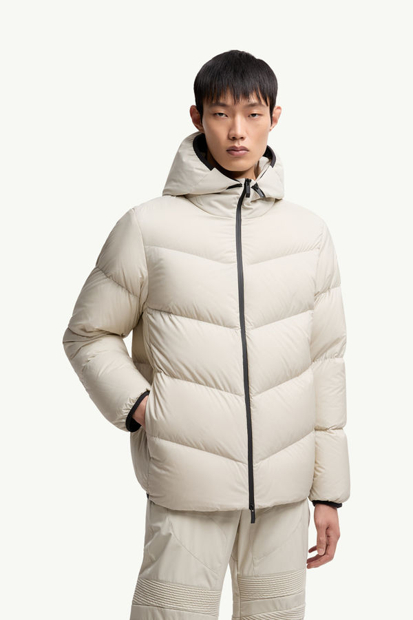 Piumino corto con cappuccio Forez Uomo Grigio Pietra Moncler 3