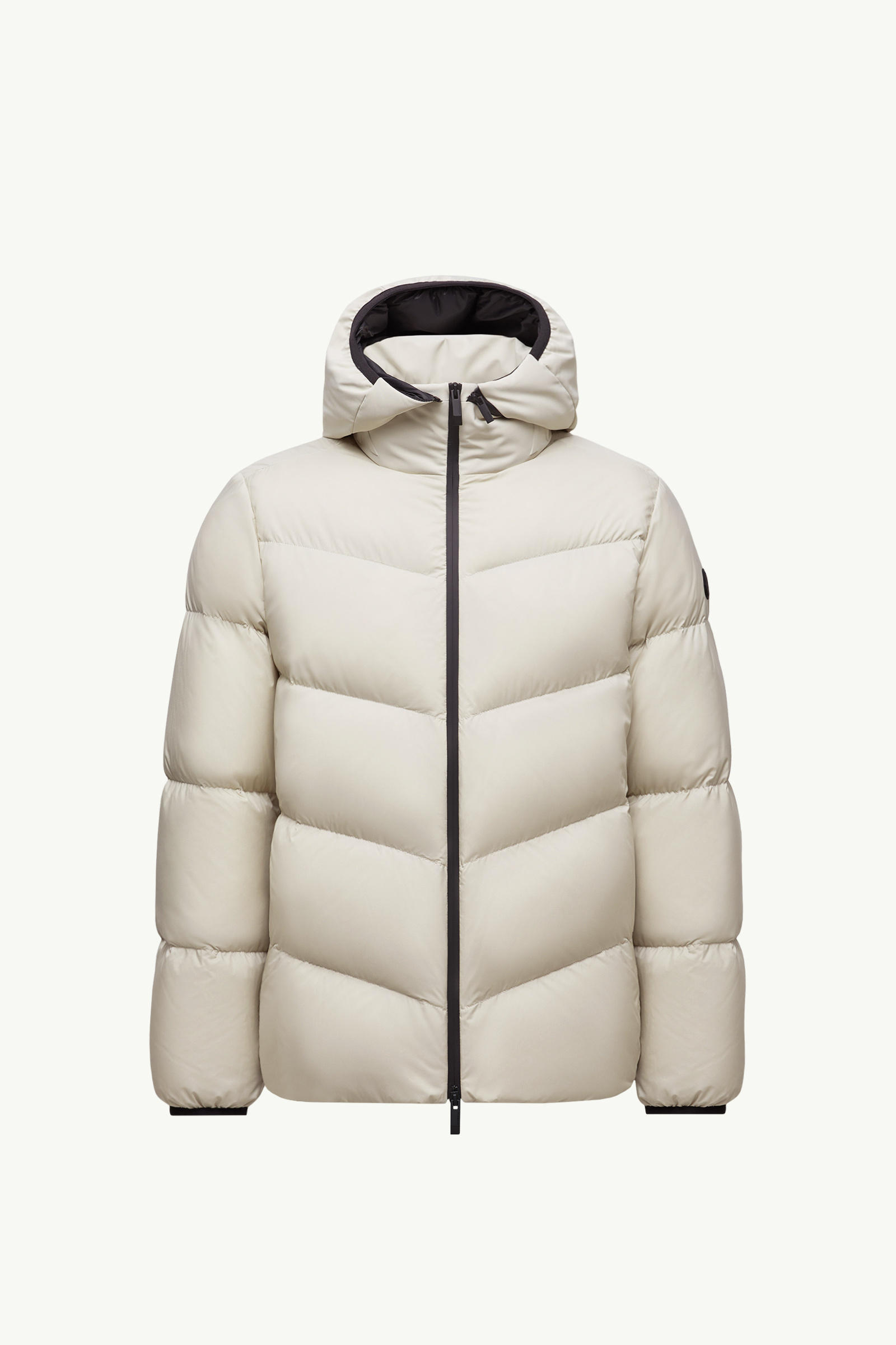 https://moncler-cdn.thron.com/api/v1/content-delivery/shares/dpx6uv/contents/K20911A00156597YD216_F/image/K20911A00156597YD216_F