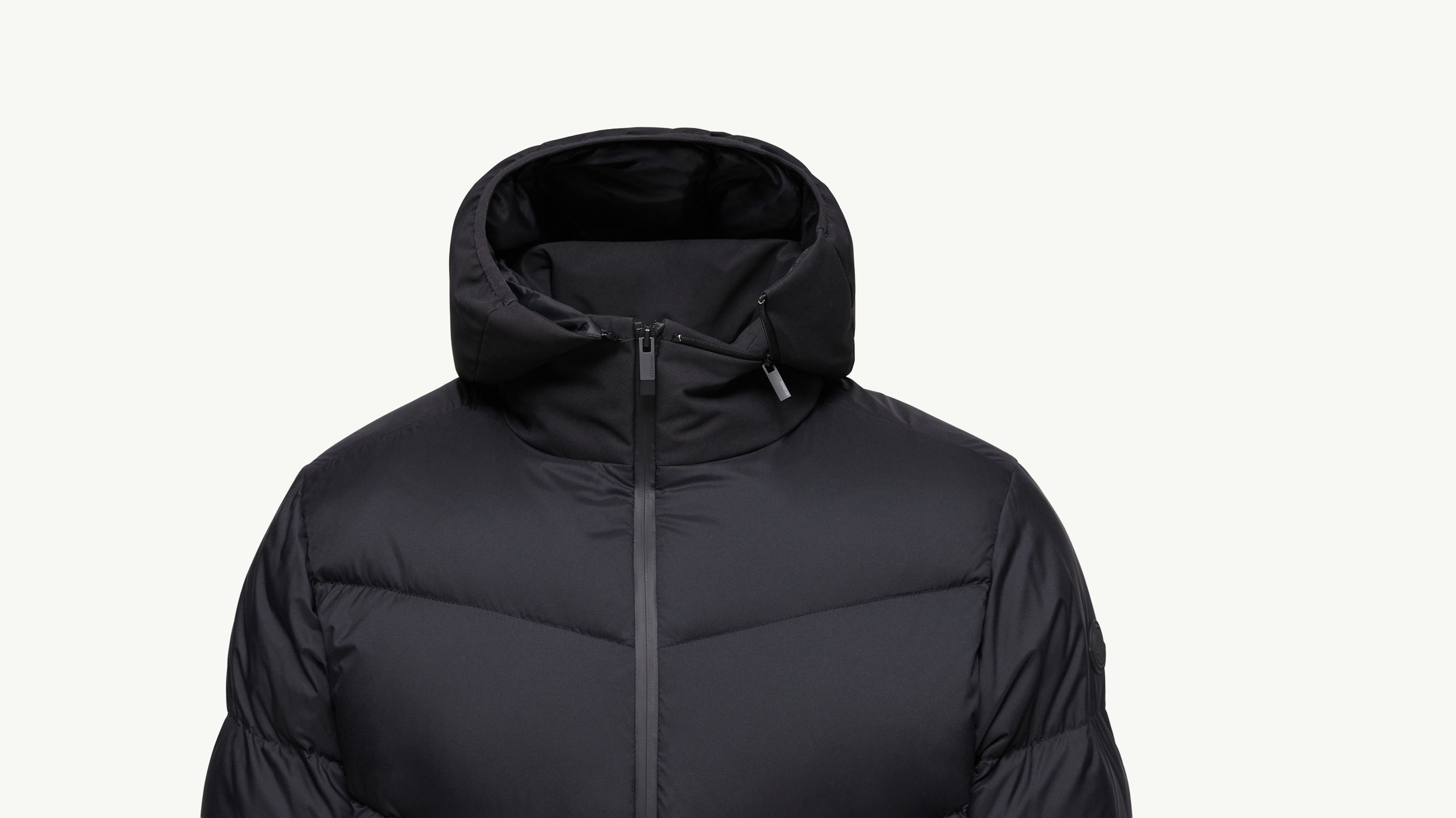 Slide 1 - product.feature.detachablehood.title