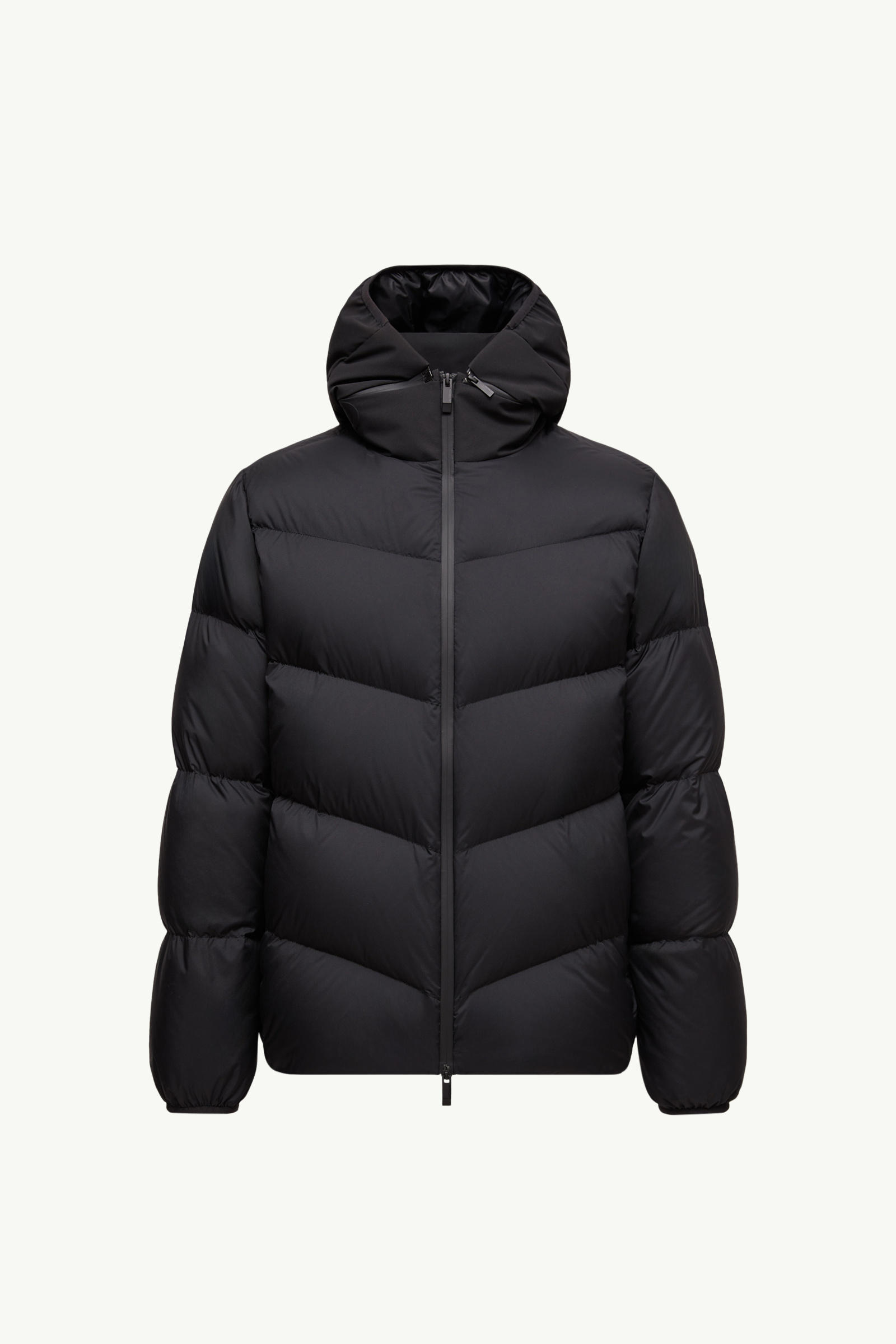https://moncler-cdn.thron.com/api/v1/content-delivery/shares/dpx6uv/contents/K20911A00156597YD999_F/image/K20911A00156597YD999_F