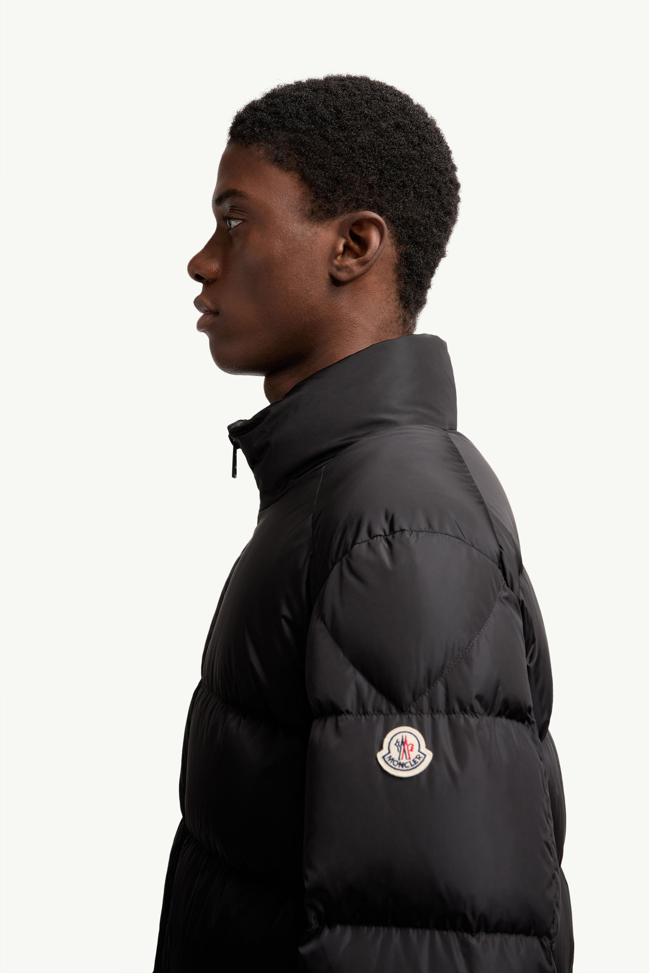 Piumino Corto Tuileries Nero Moncler 1