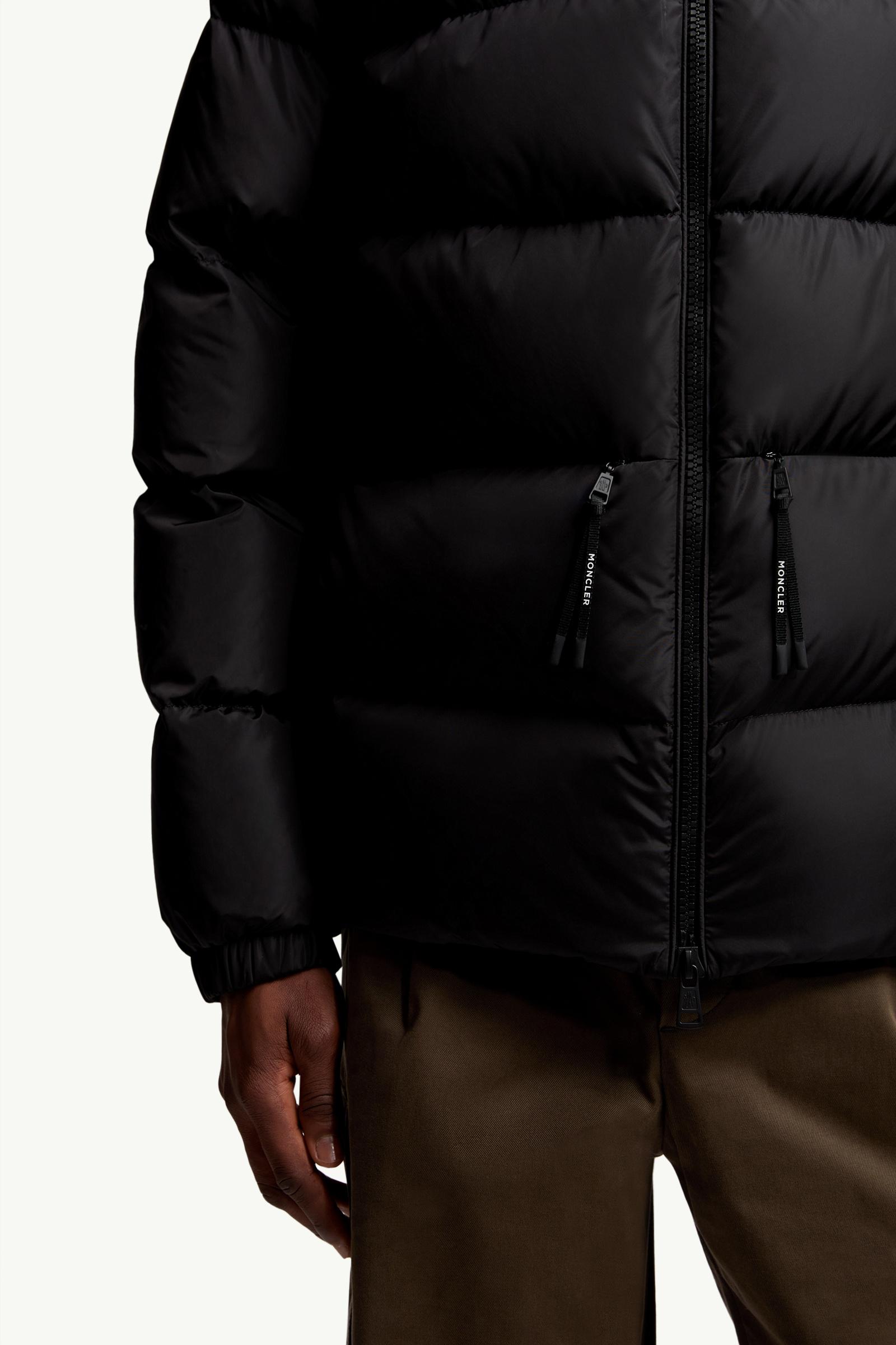 Black Tuileries Short Down Jacket - test for test | Moncler AT