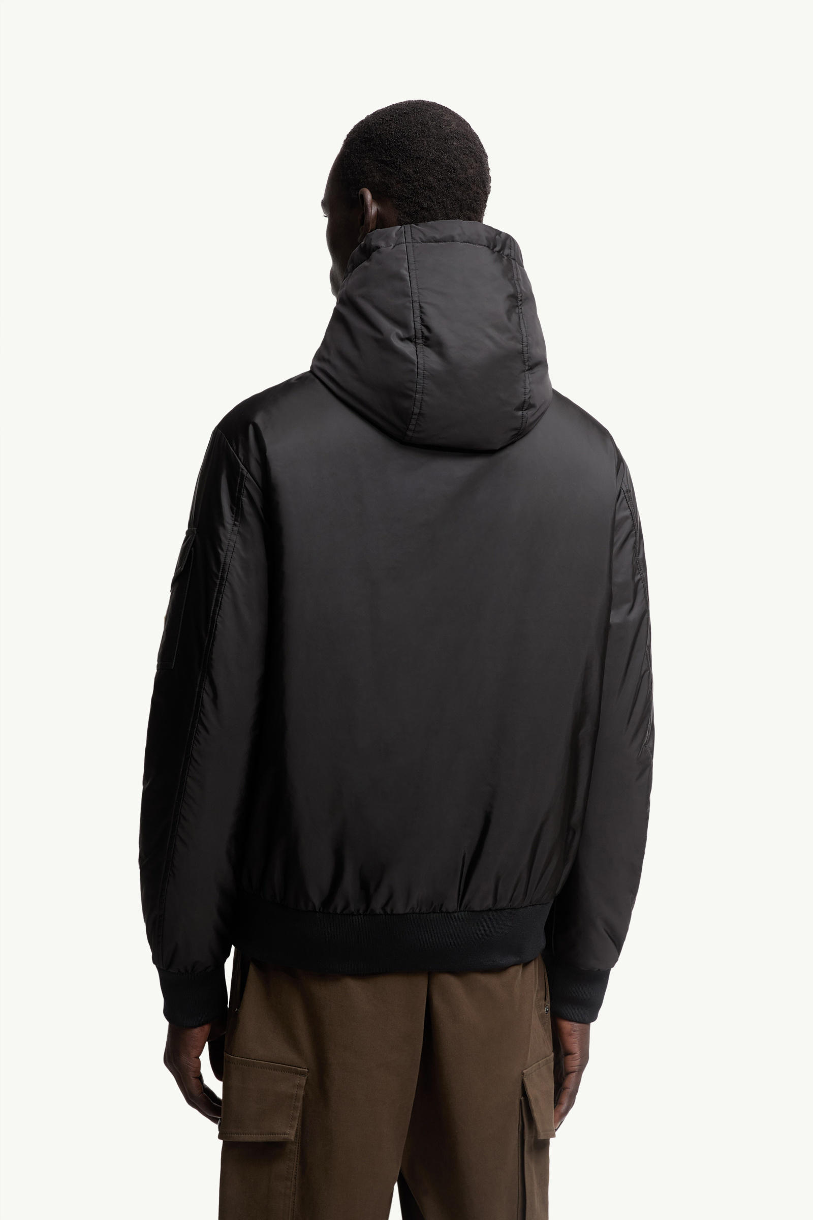 Doudoune courte à capuche Poiliot Hommes Noir Moncler 4
