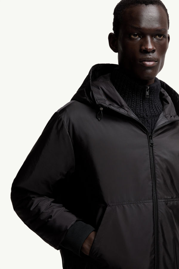 Poiliot kurze Daunenjacke mit Kapuze Herren Schwarz Moncler 5