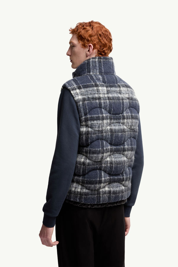 Doudoune sans manches à matelassage géométrique Sfakia Hommes Bleu & Noir Moncler 4