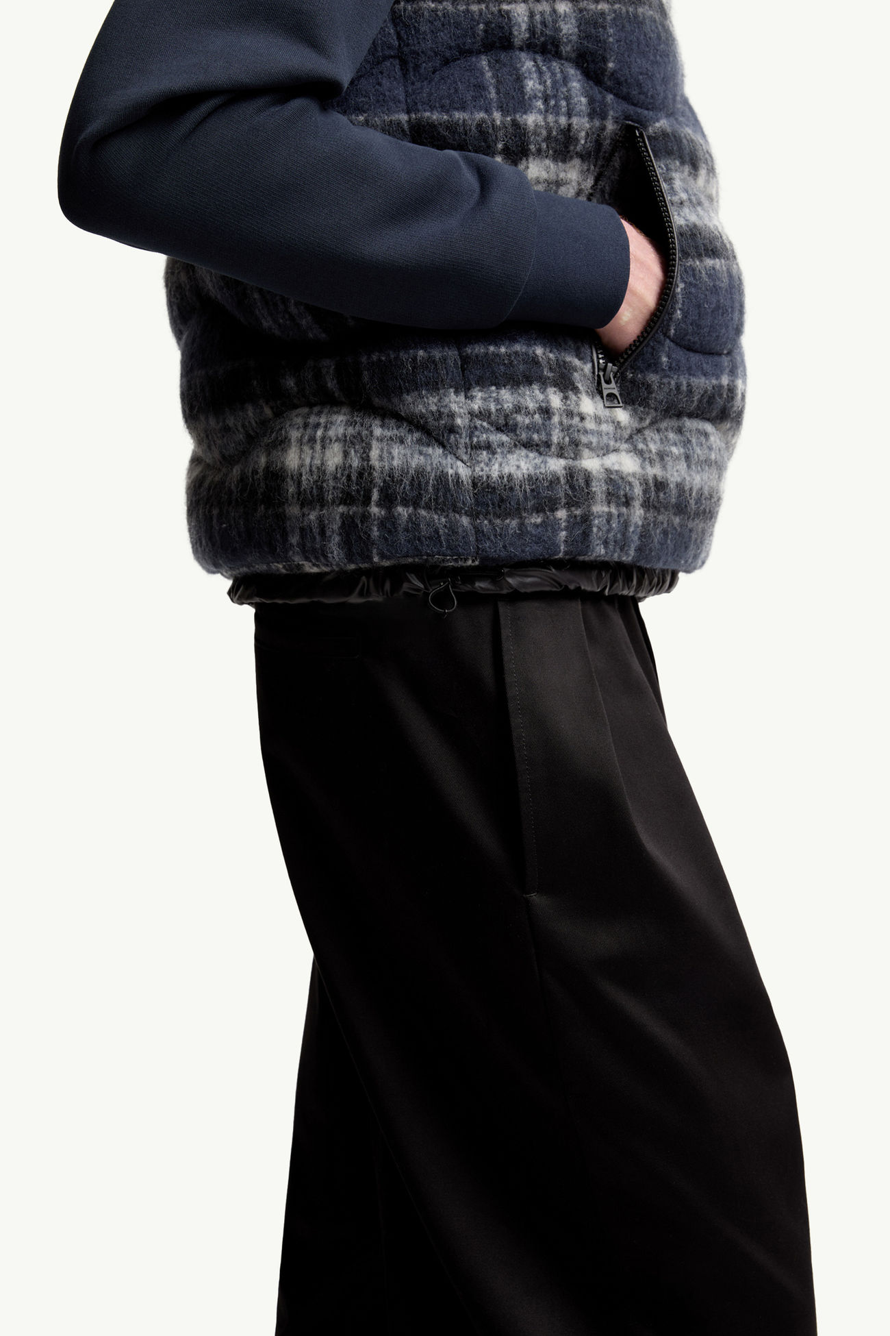 Chaleco plumífero de lana con acolchado geométrico Sfakia Hombre Azul & Negro Moncler 5
