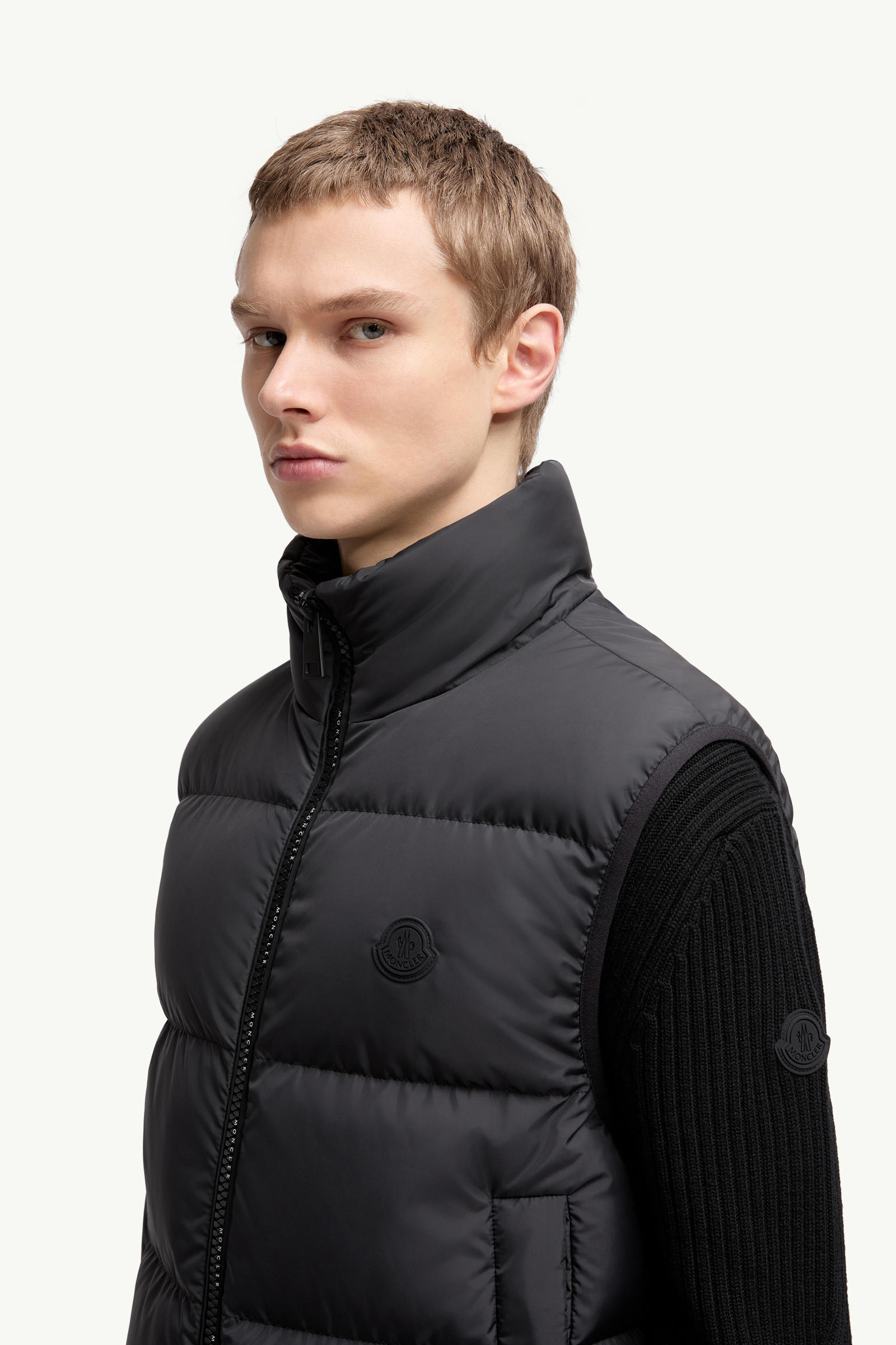 Chaleco plumífero Gabas Hombre Negro Moncler 1