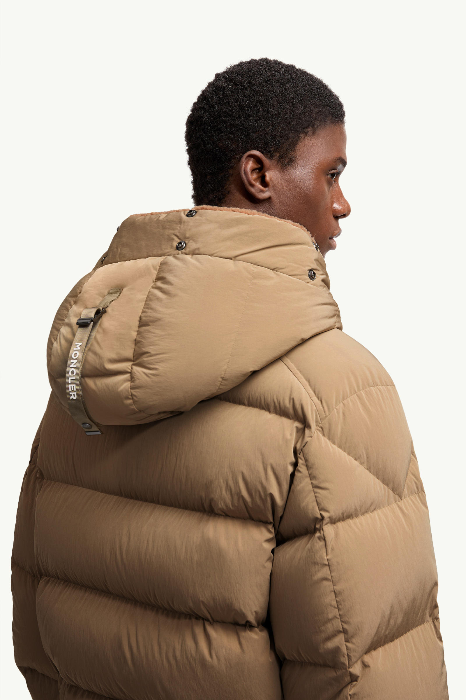 Doudoune courte à capuche Luynes Hommes Beige Moncler 5