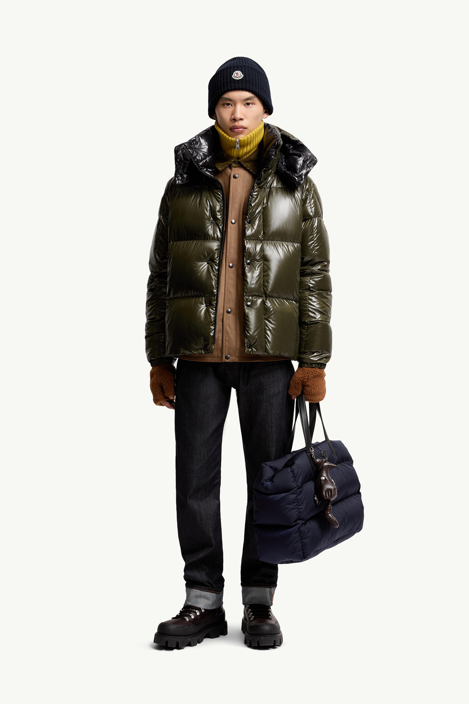 Parana Hooded Short Down Jacket Men Olive Green Moncler 0