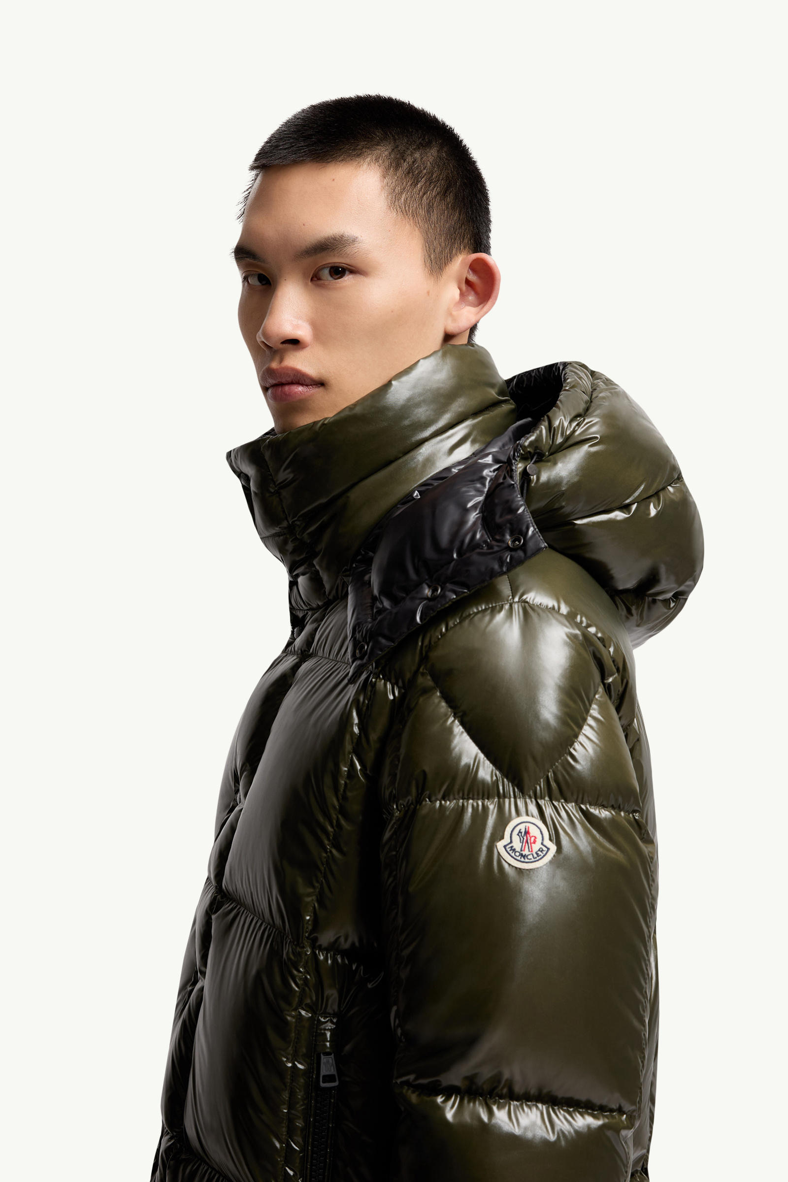 Parana Hooded Short Down Jacket Men Olive Green Moncler 1