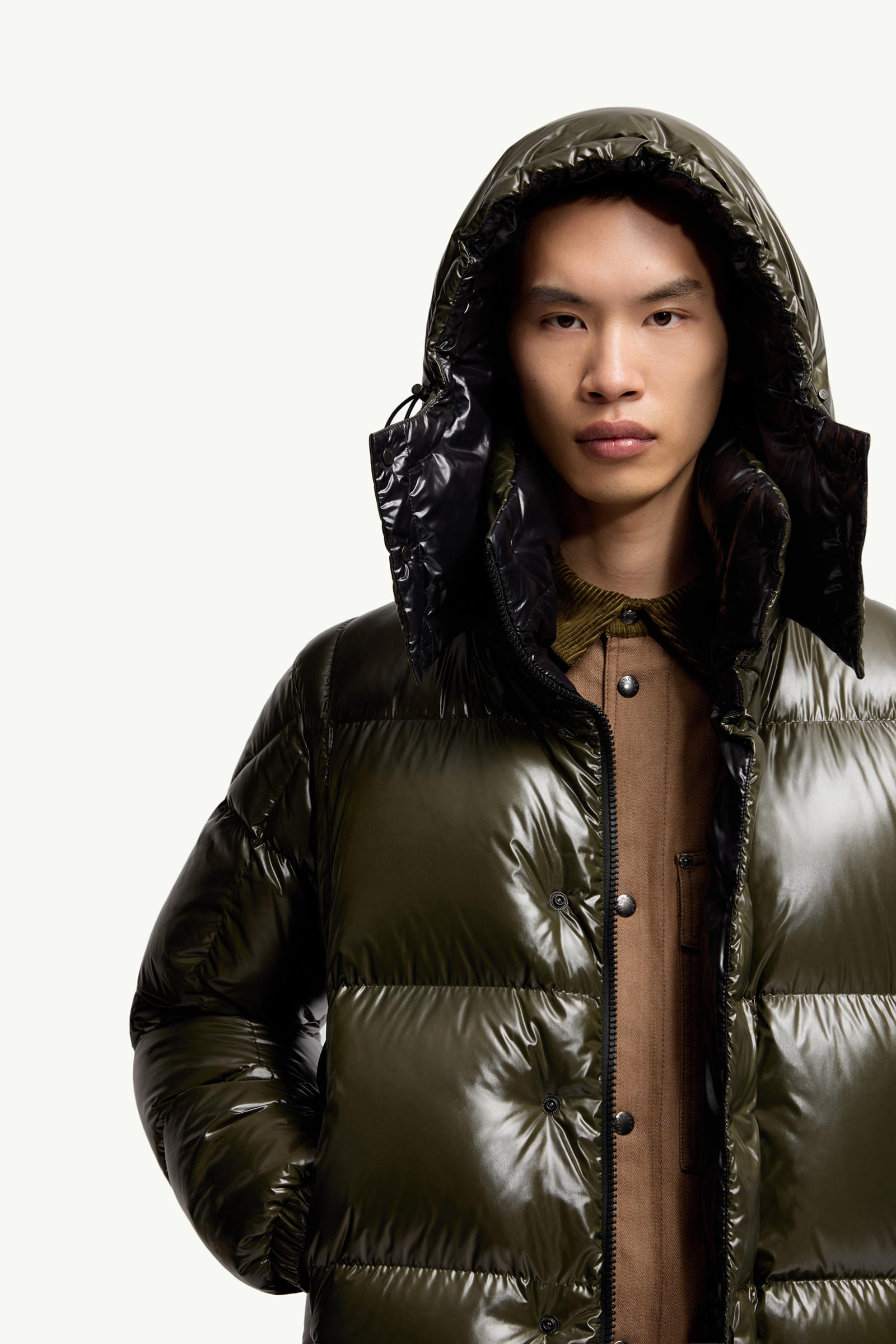 Parana Hooded Short Down Jacket Men Olive Green Moncler 6