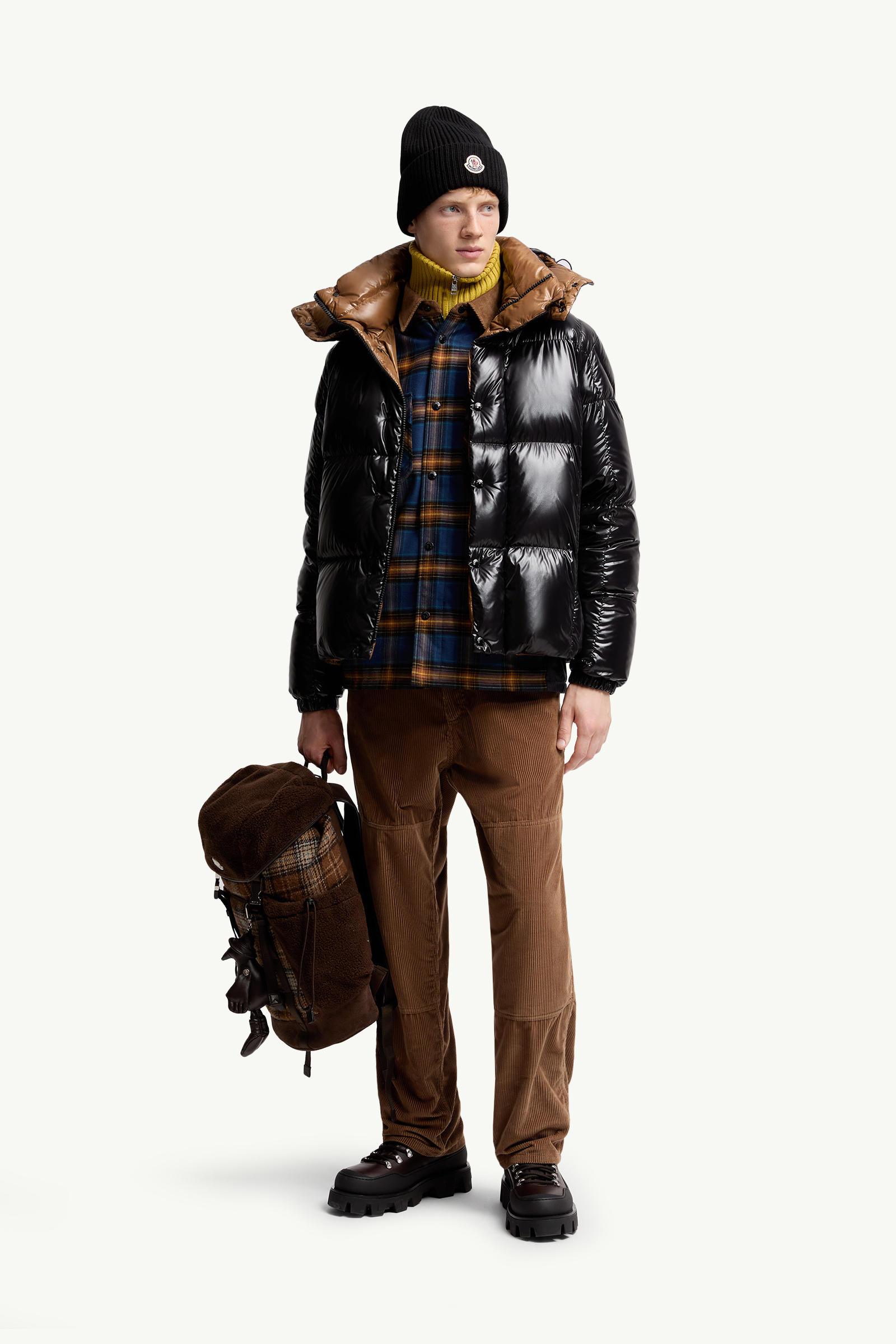 Parana Hooded Short Down Jacket Men Black Moncler 0
