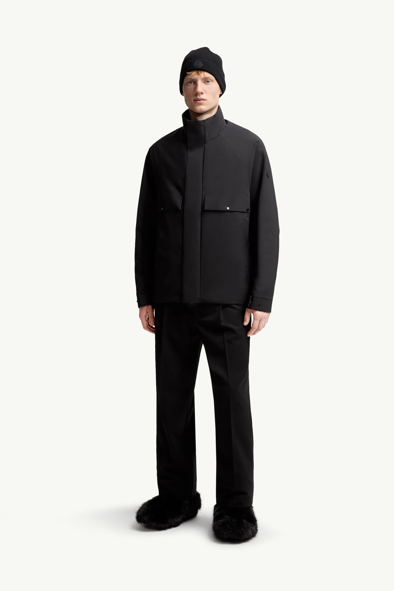 Egoutelles男士短款羽绒夹克外套 男士 黑色 Moncler 0