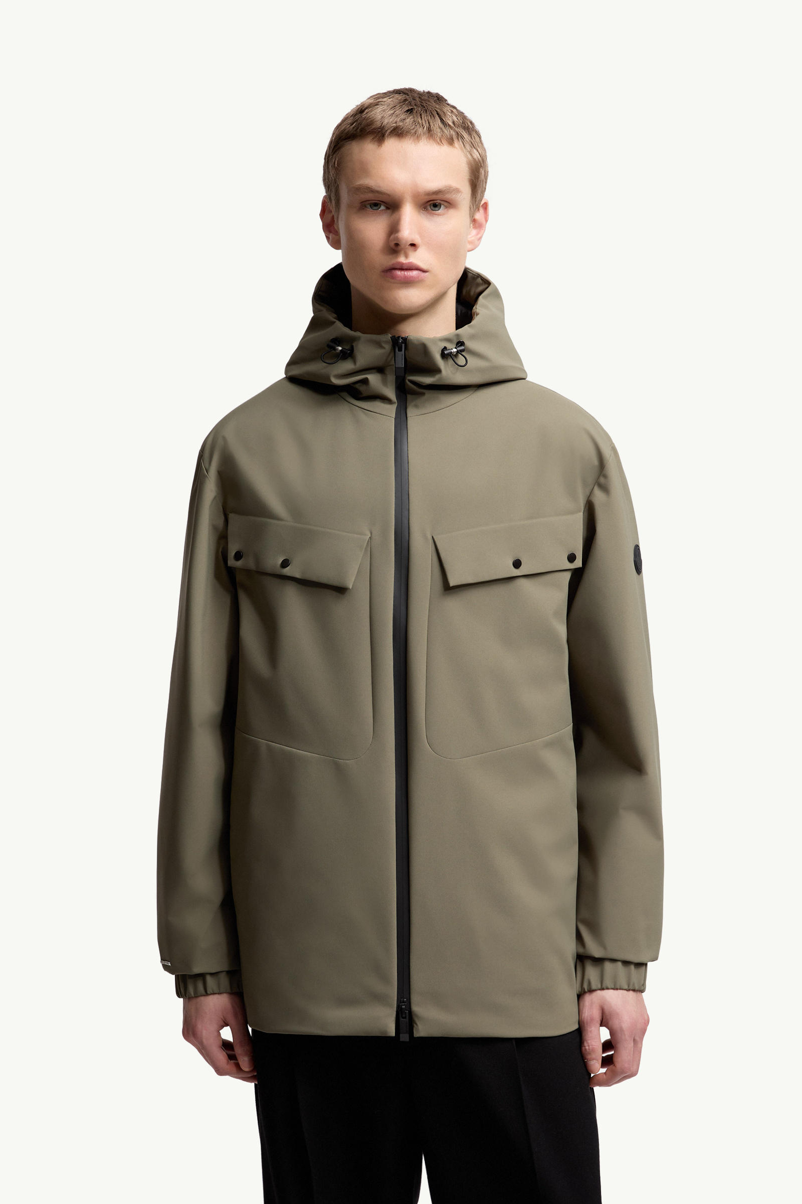 Escurays Hooded Short Down Jacket Men Olive Green Moncler 3