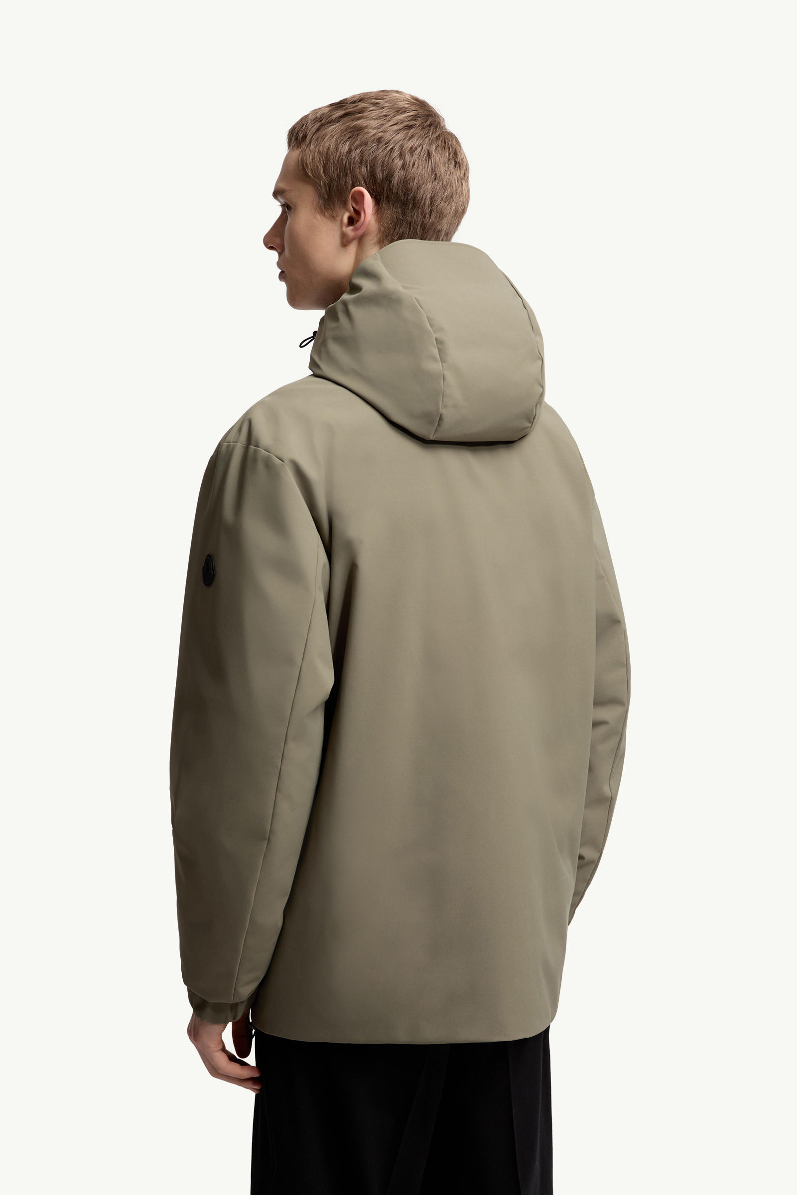 Escurays Hooded Short Down Jacket Men Olive Green Moncler 4