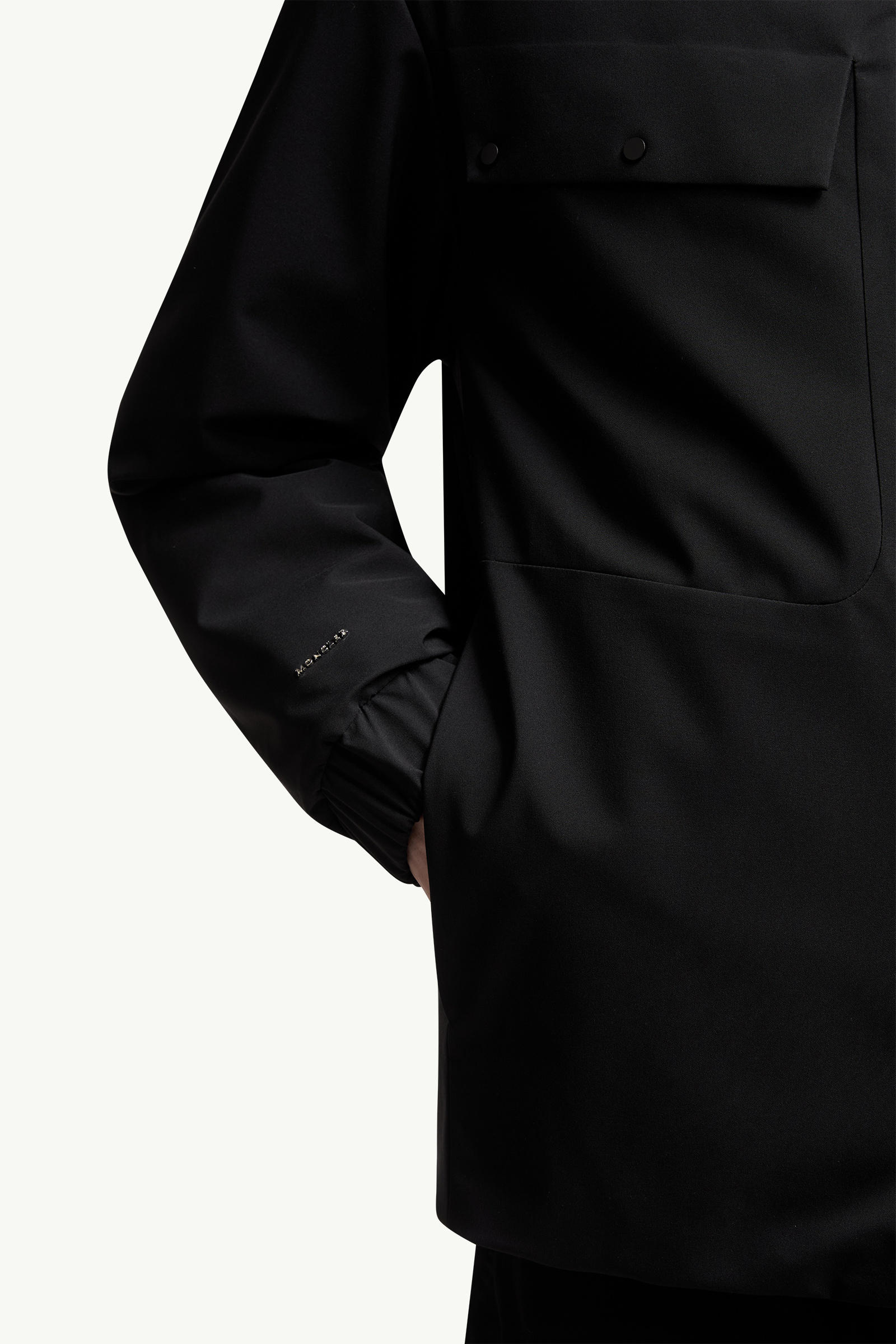 Escurays Hooded Short Down Jacket Men Black Moncler 6