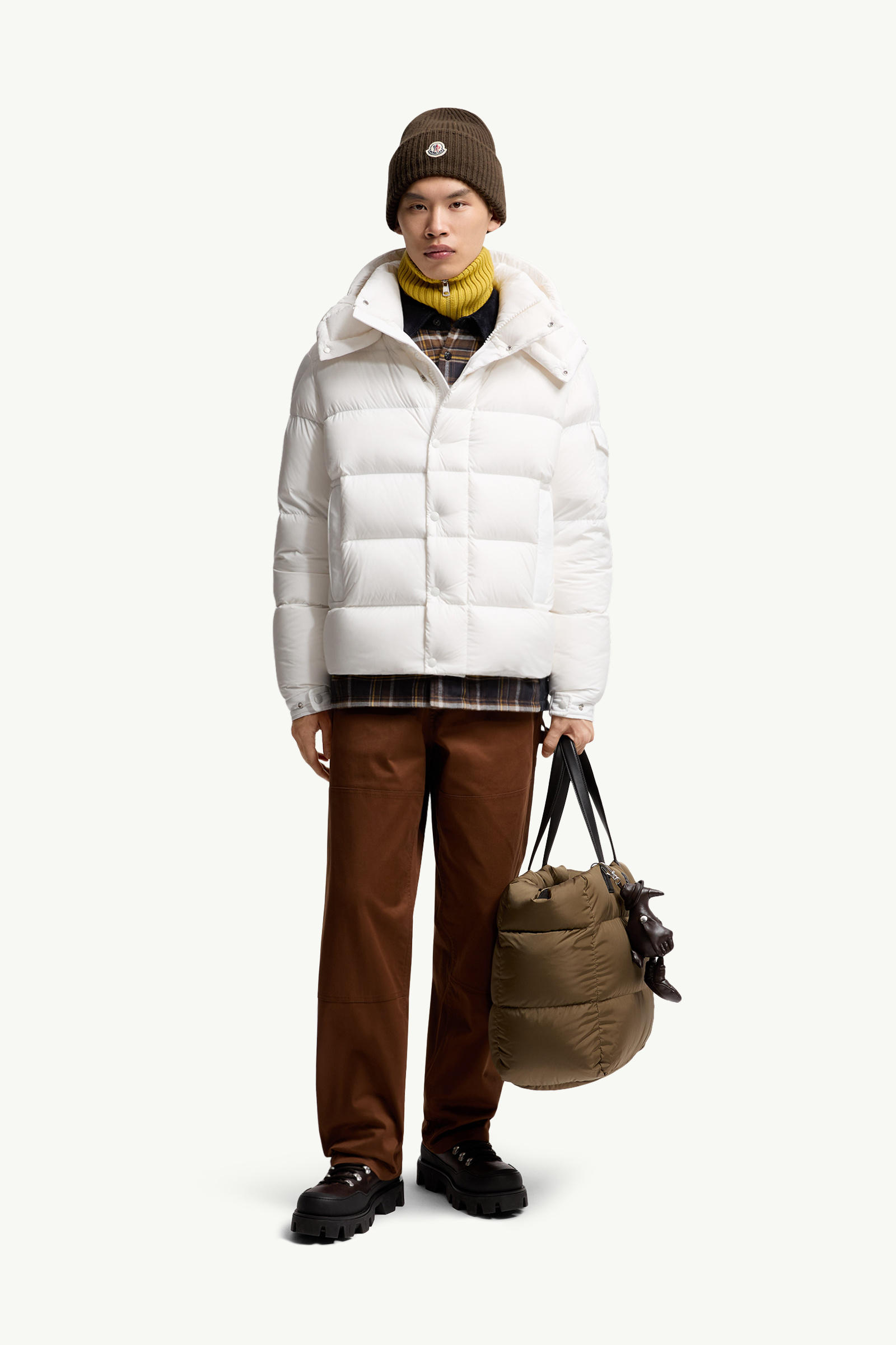 Piumino corto Moncler Maya 70 con cappuccio Uomo Bianco Moncler 0