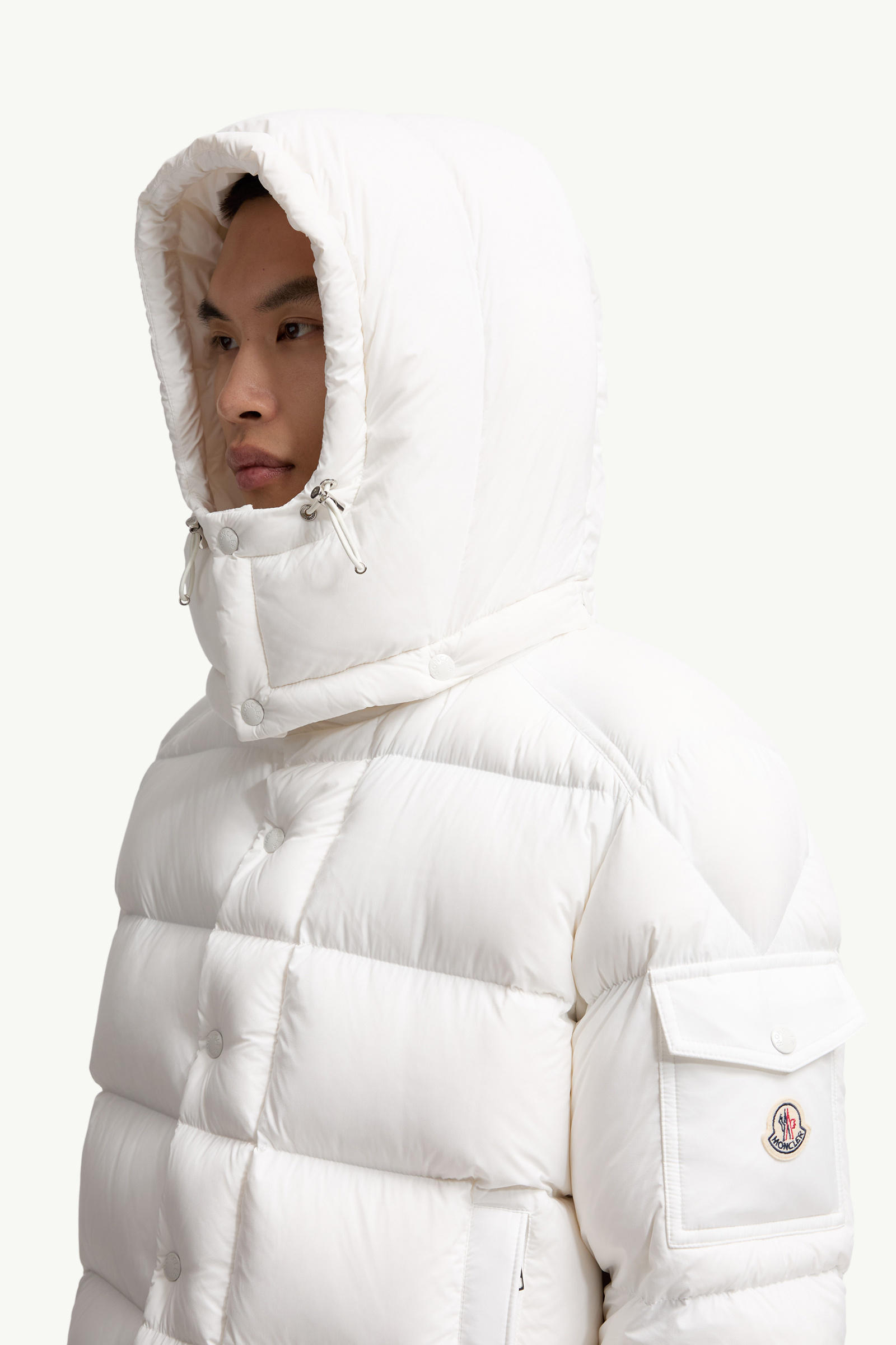 Piumino corto Moncler Maya 70 con cappuccio Uomo Bianco Moncler 1