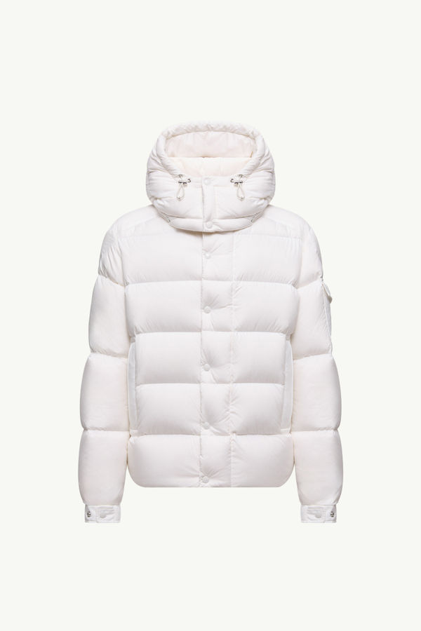 https://moncler-cdn.thron.com/api/v1/content-delivery/shares/dpx6uv/contents/K20911A0020553333032_F/image/K20911A0020553333032_F