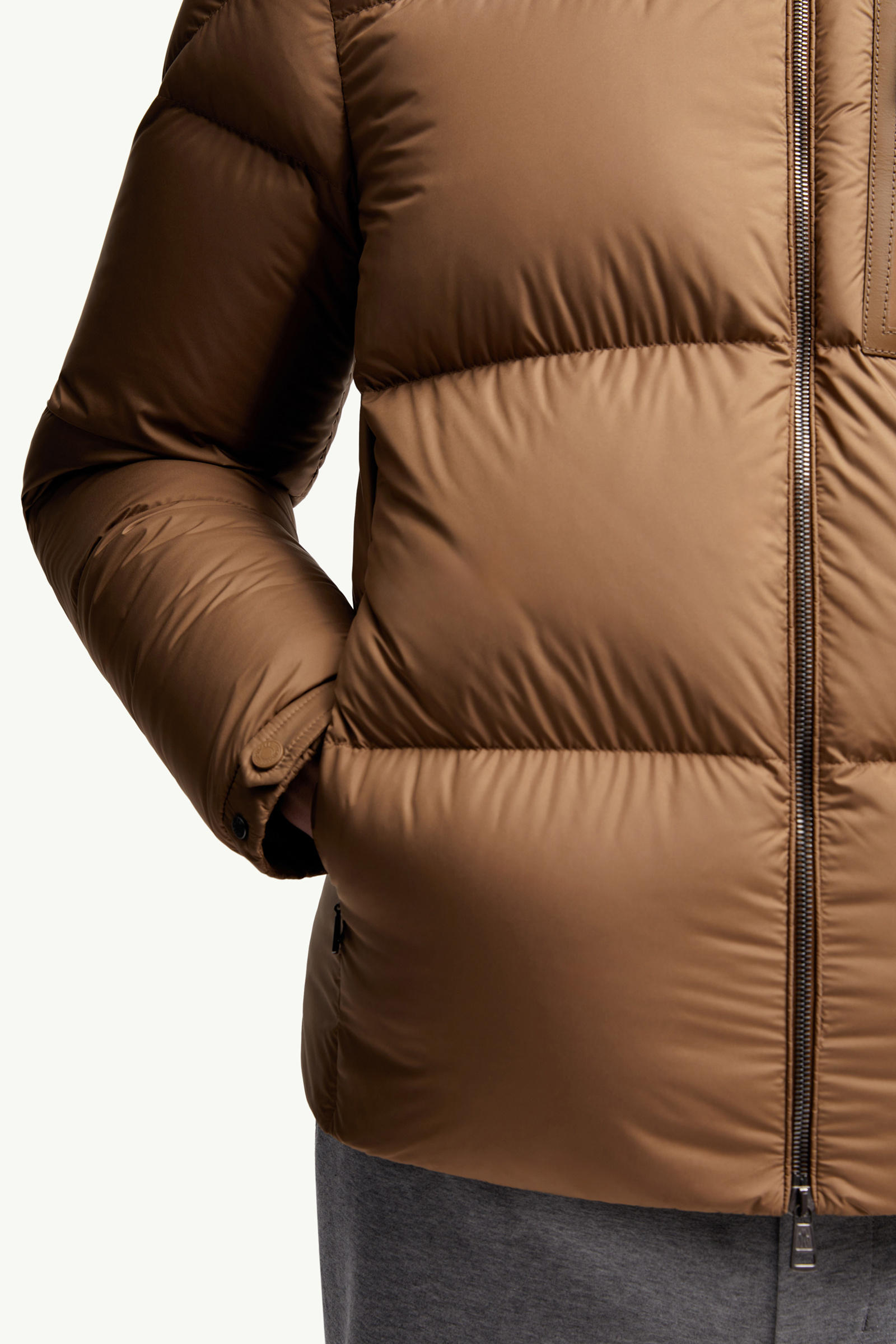 Chinon Square-Quilted Short Down Jacket Men Camel Beige Moncler 5