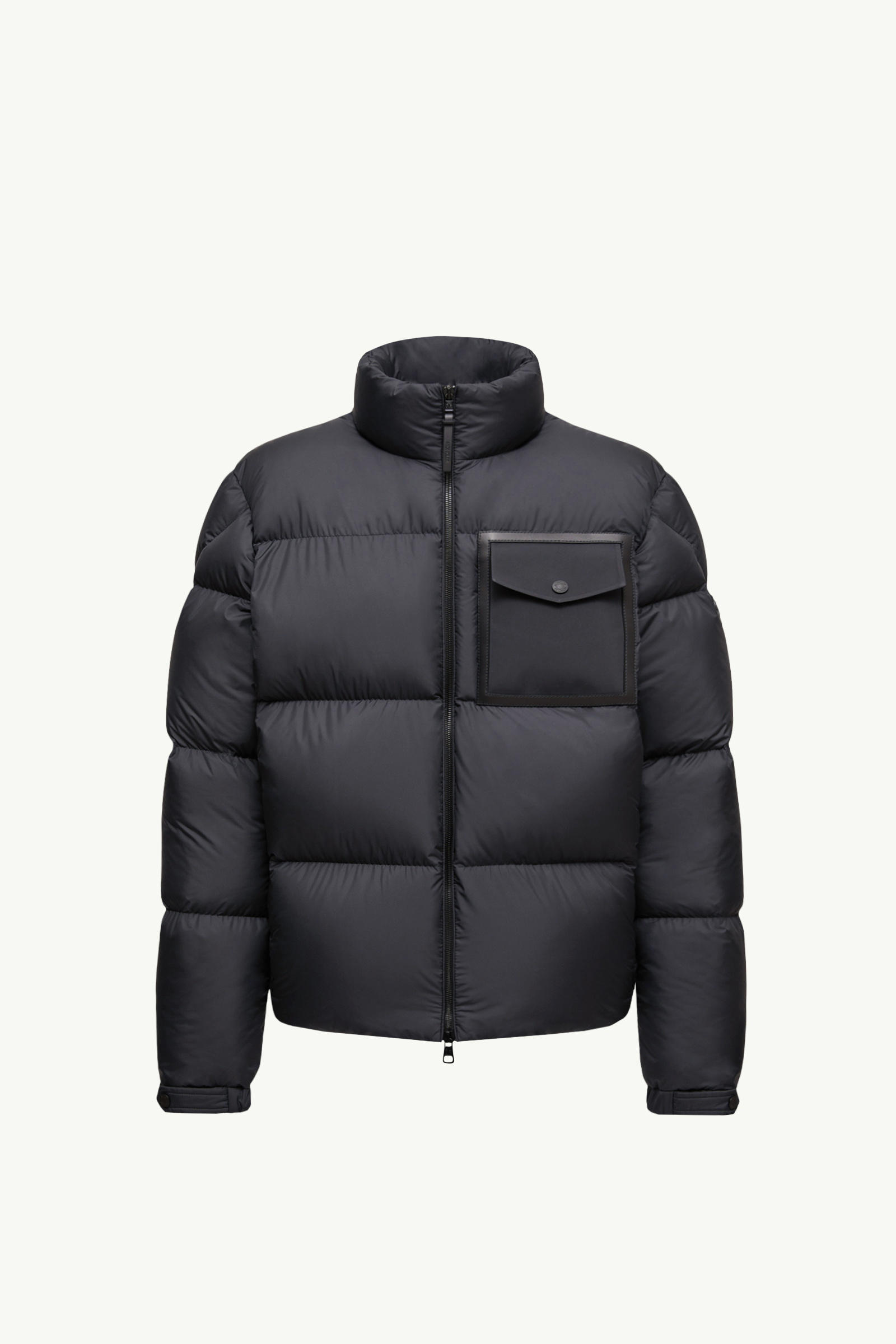 https://moncler-cdn.thron.com/api/v1/content-delivery/shares/dpx6uv/contents/K20911A00212597X2999_F/image/K20911A00212597X2999_F