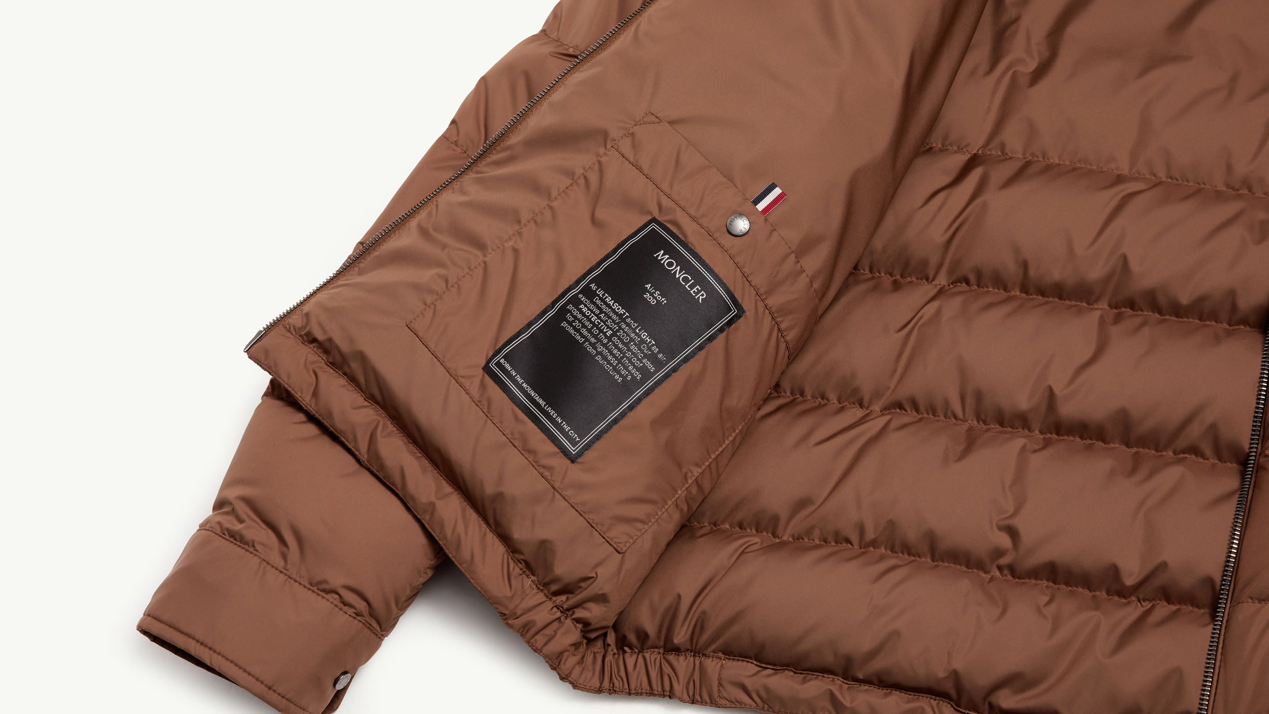 Slide 1 - product.feature.airsoftmaterial.title