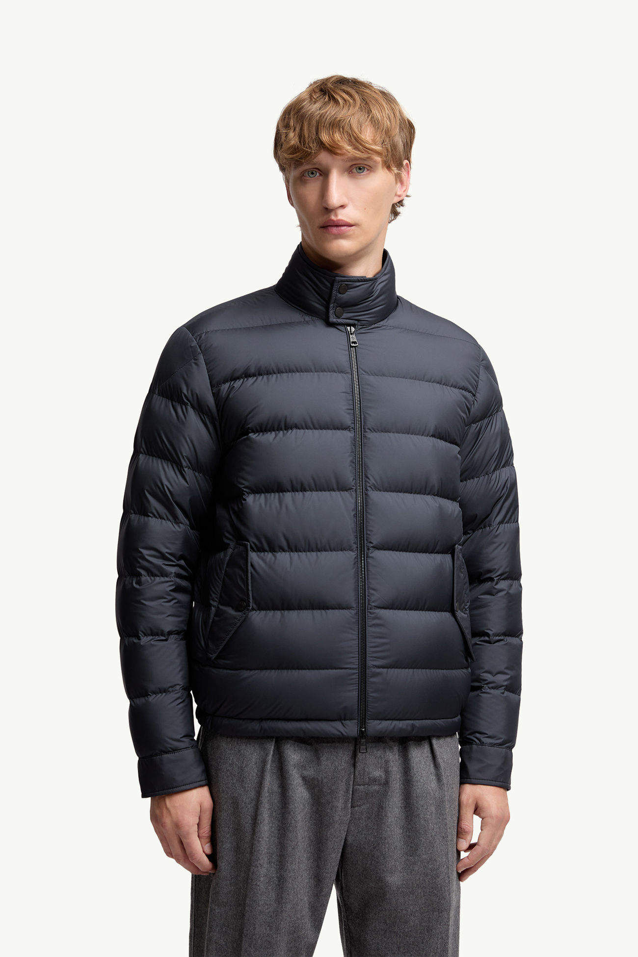 Plumífero corto Phrier Hombre Azul marino Moncler 3