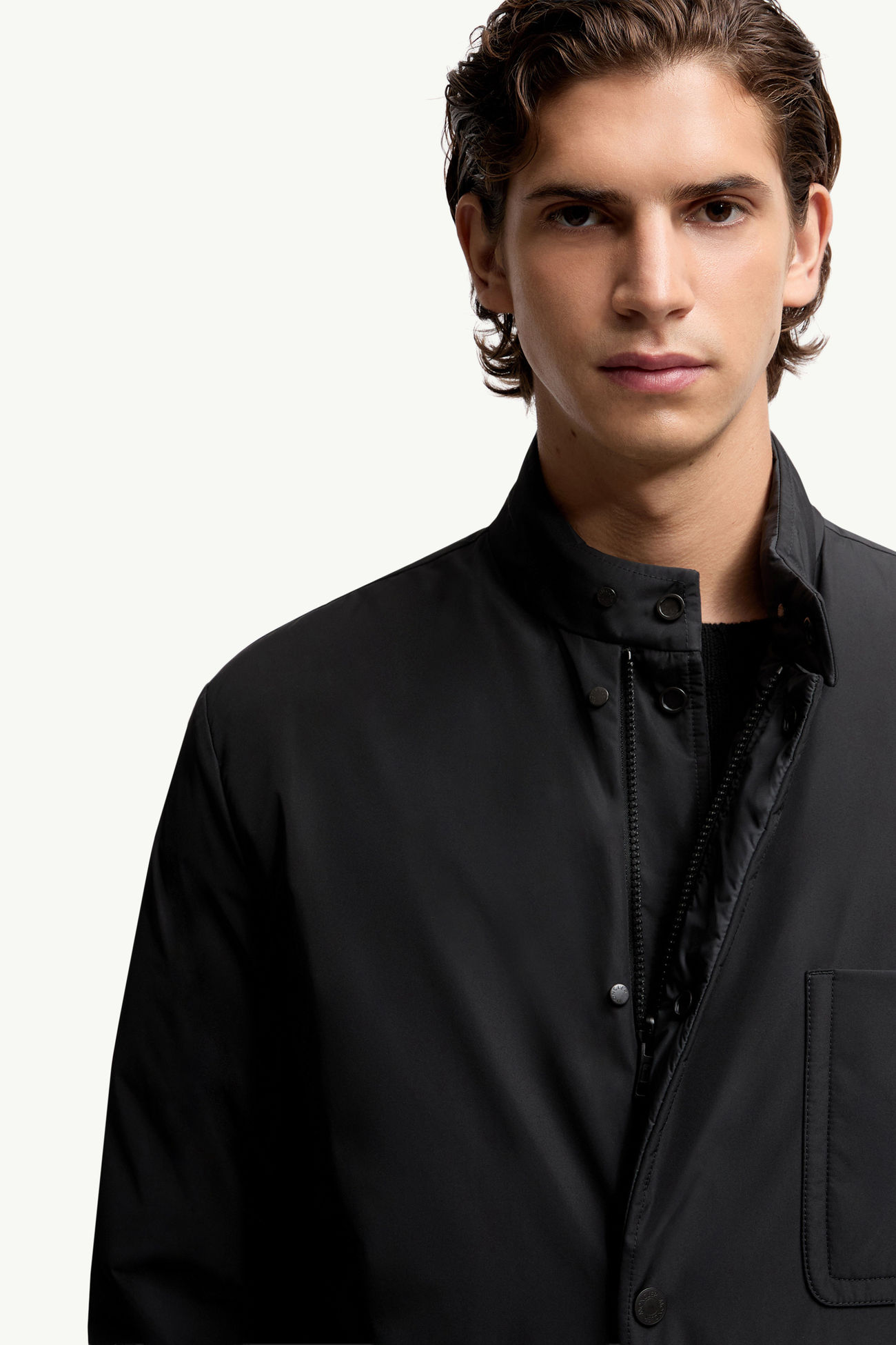 Ouille ショートダウンジャケット メンズ ブラック Moncler 7