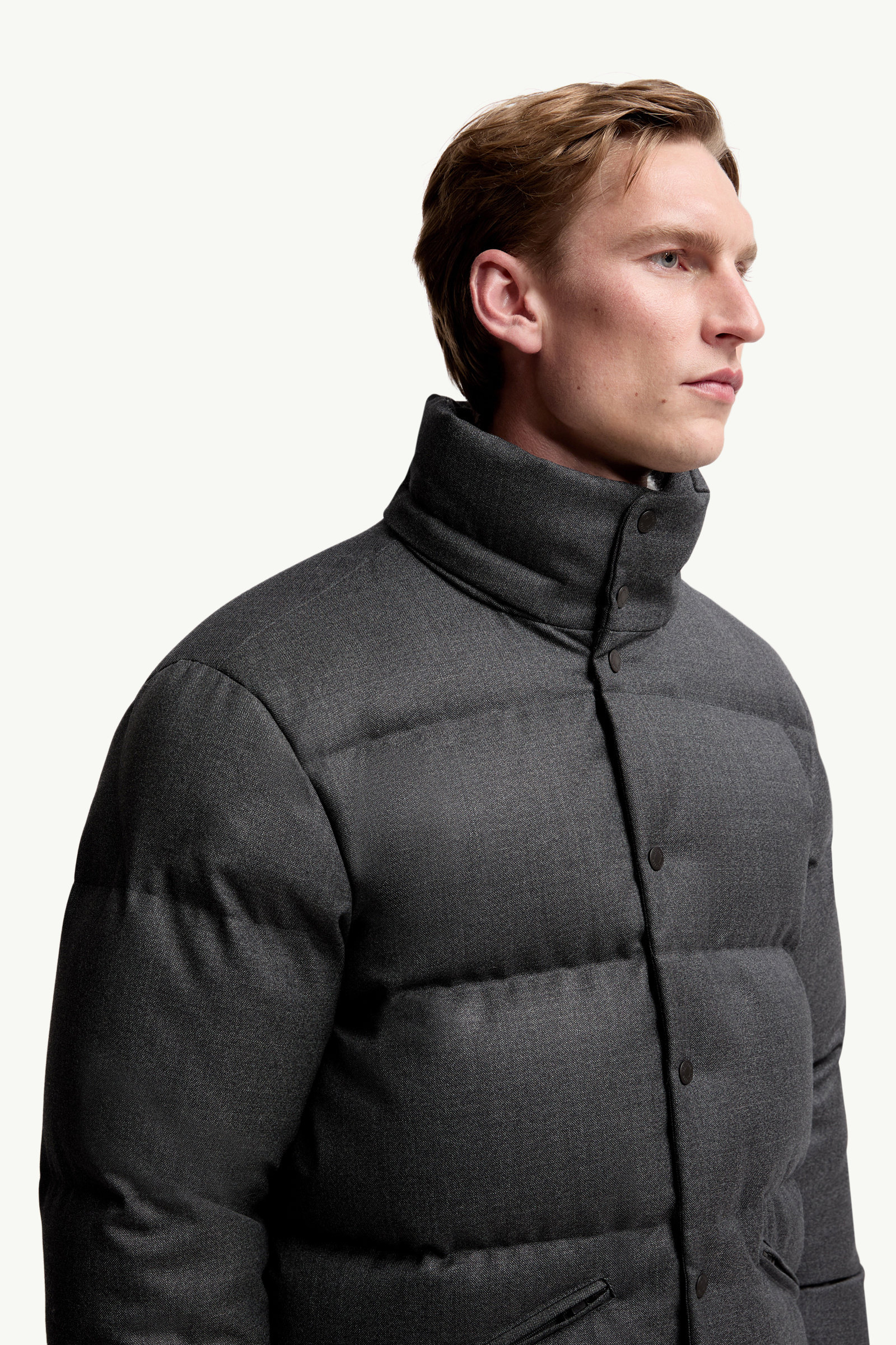 Eawy Hooded Wool Short Down Jacket Men Black Moncler 5