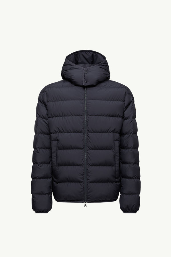 https://moncler-cdn.thron.com/api/v1/content-delivery/shares/dpx6uv/contents/K20911A00224597YW778_F/image/K20911A00224597YW778_F