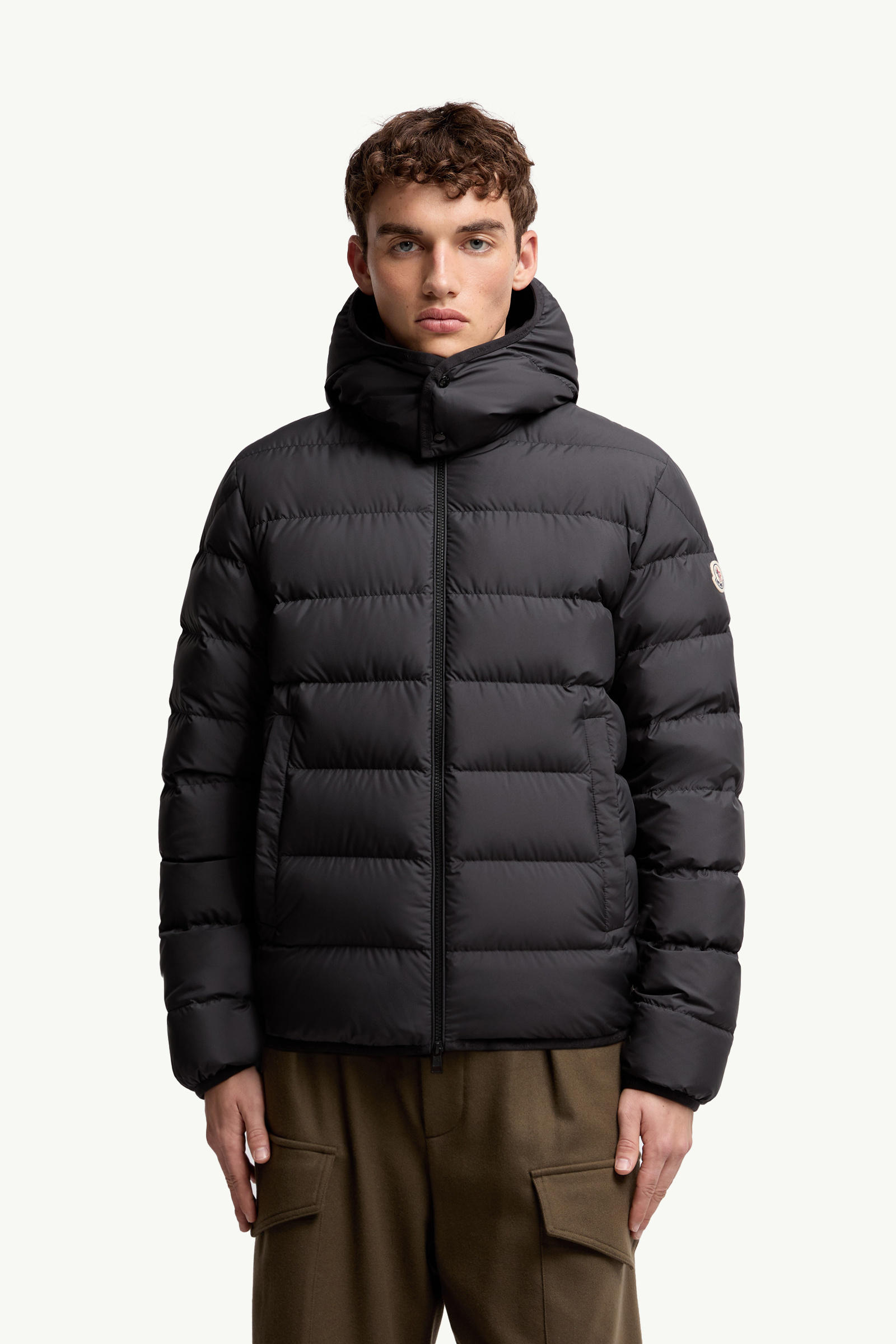 Piumino corto con cappuccio Montbrocq Uomo Nero Moncler 3