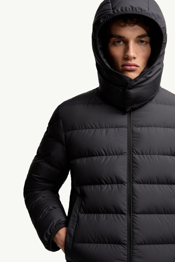 Piumino corto con cappuccio Montbrocq Uomo Nero Moncler 5