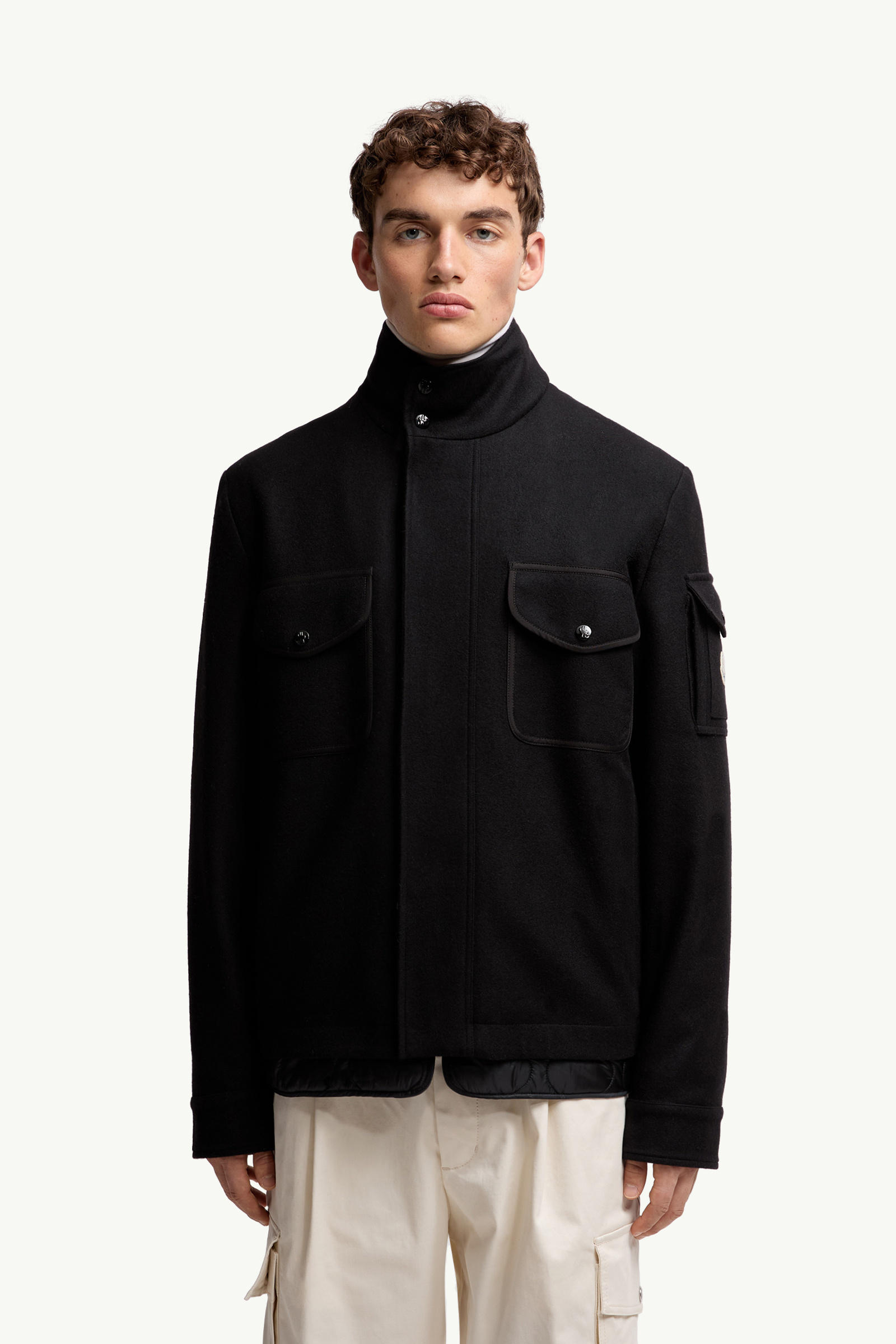 Avoine 울 쇼트 다운 재킷 남성 블랙 Moncler 3