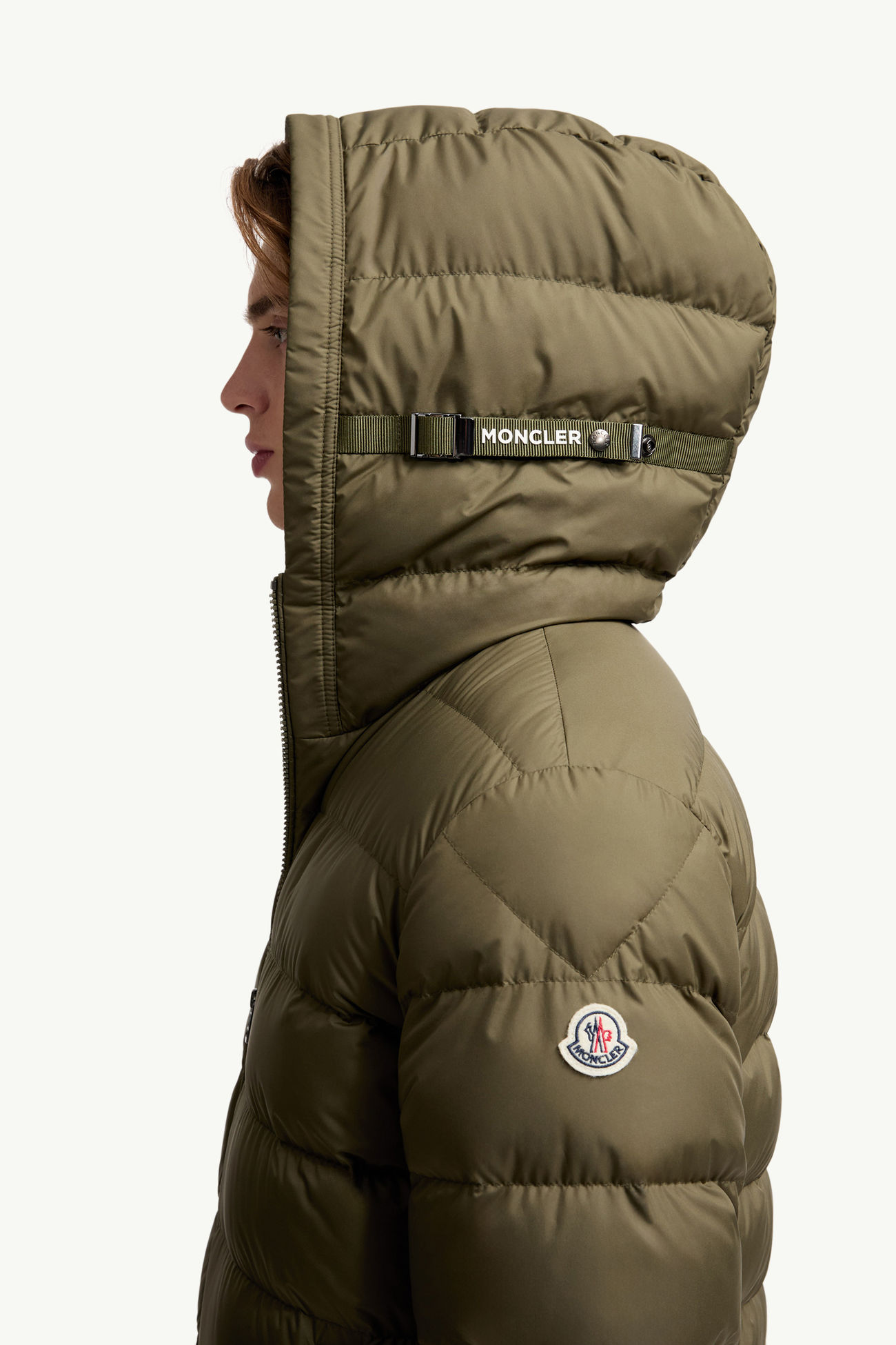 Laveraet ショートダウンジャケット メンズ オリーブグリーン Moncler 1