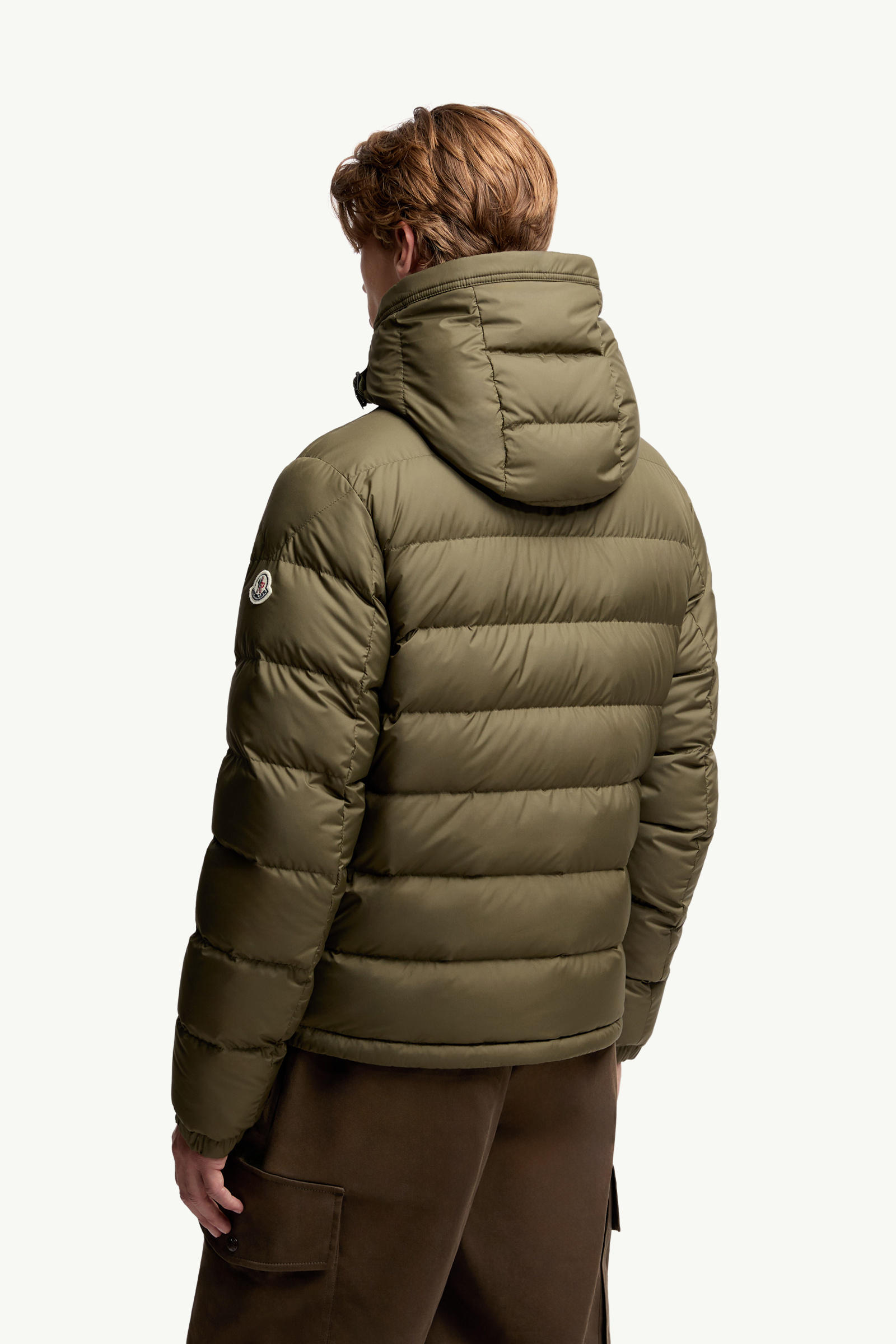 Doudoune courte à capuche Laveraet Hommes Vert Olive Moncler 4