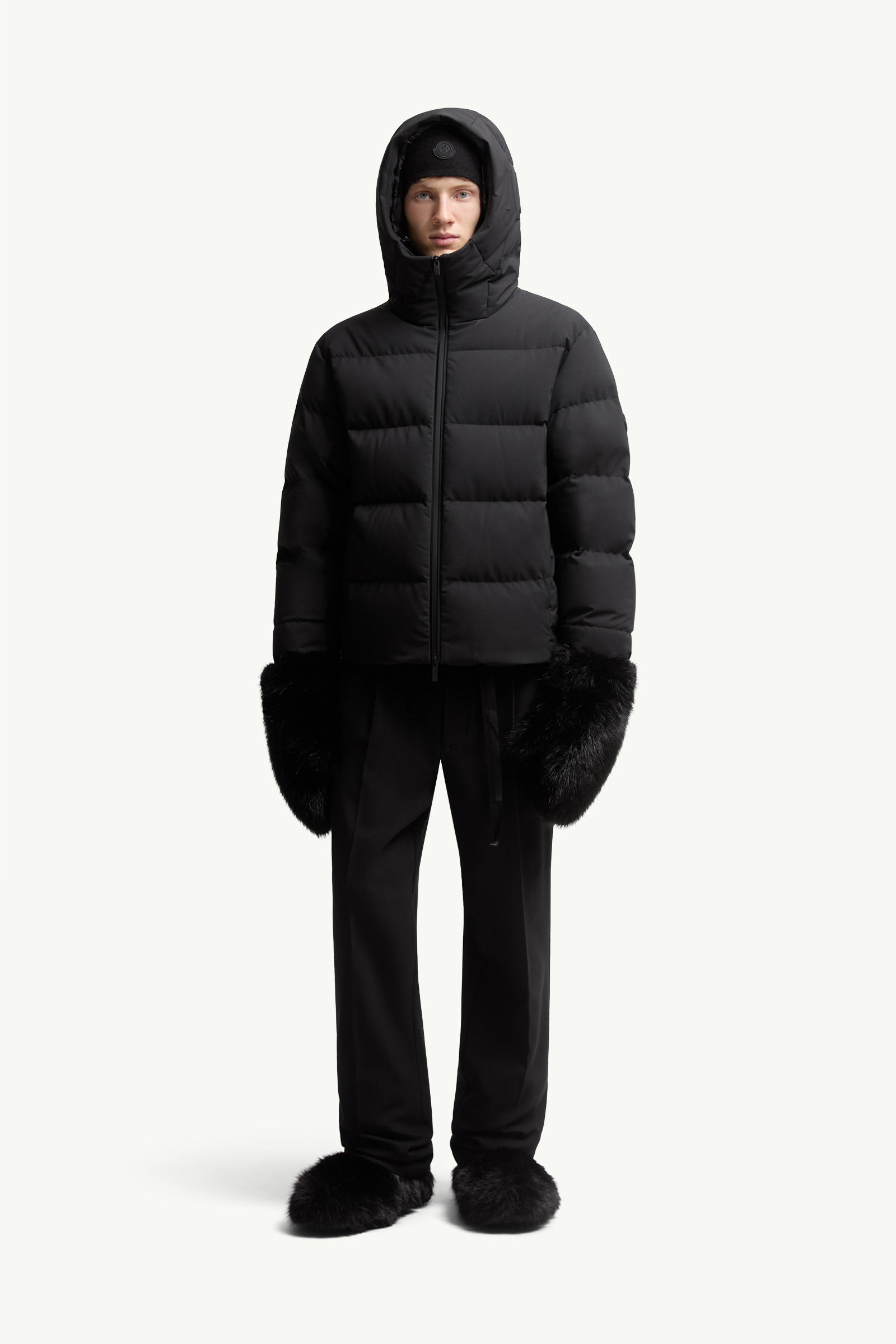 Languedoc Hooded Short Down Jacket Men Black Moncler 0