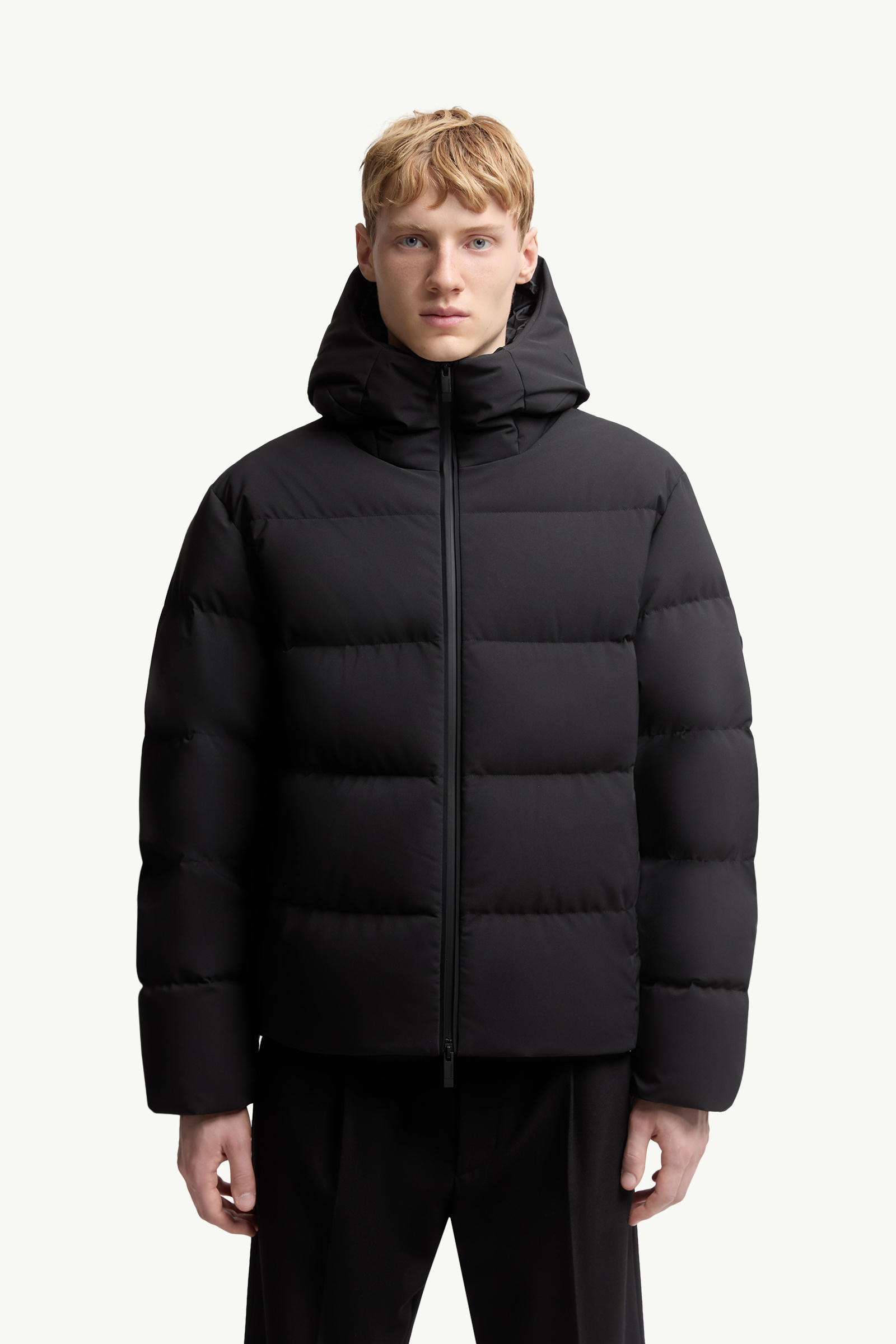 Doudoune courte à capuche Languedoc Hommes Noir Moncler 3