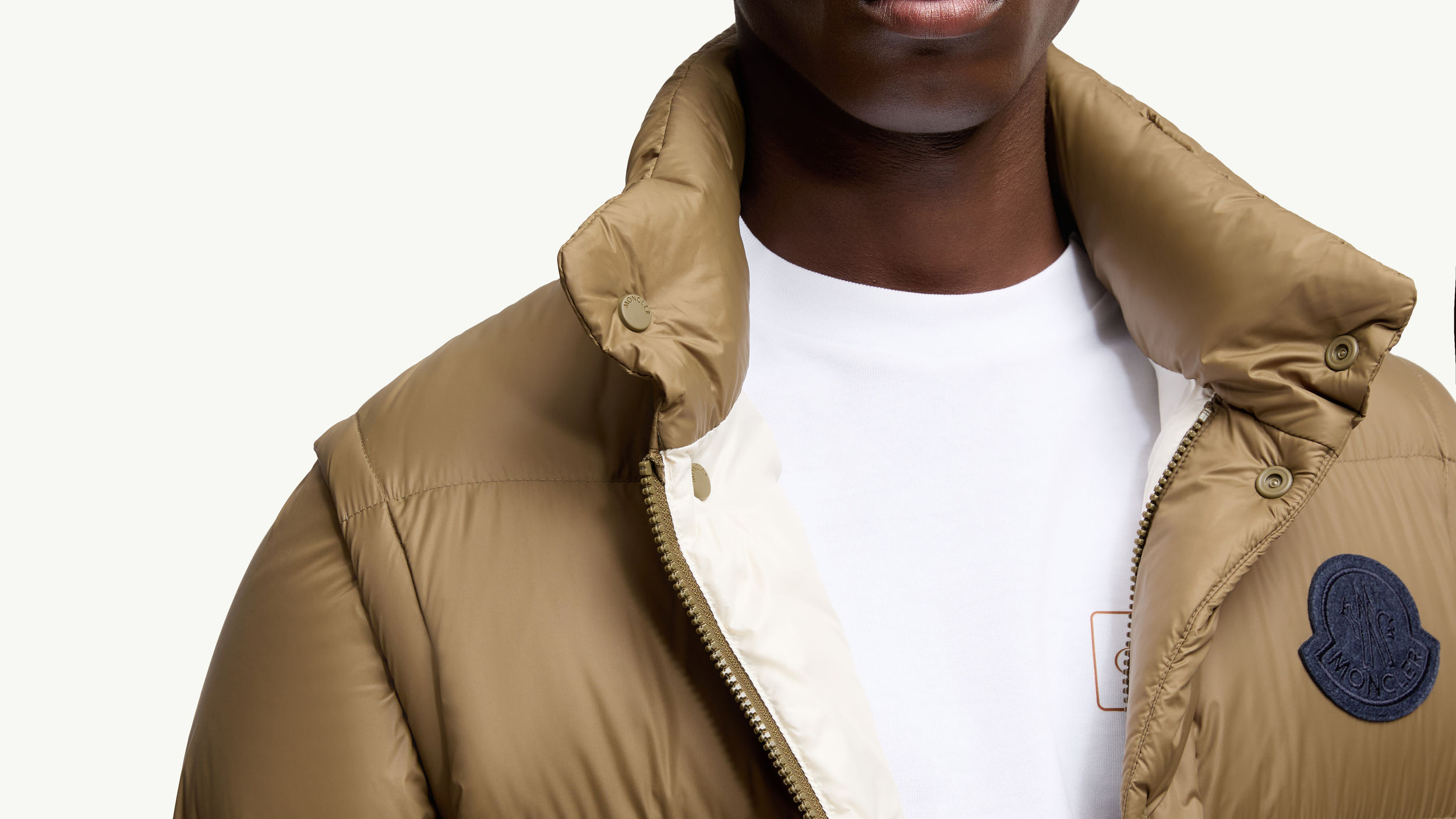 Slide 2 - product.feature.contrastlining.title