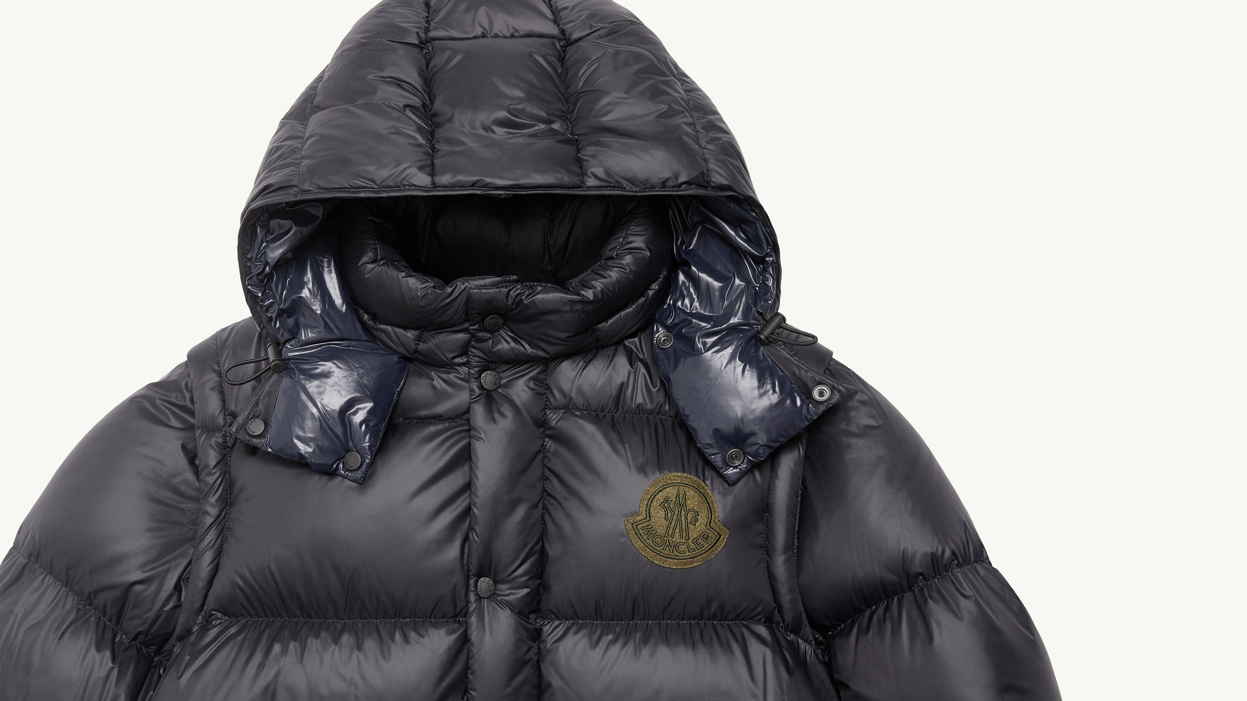 Slide 3 - product.feature.detachablehood.title