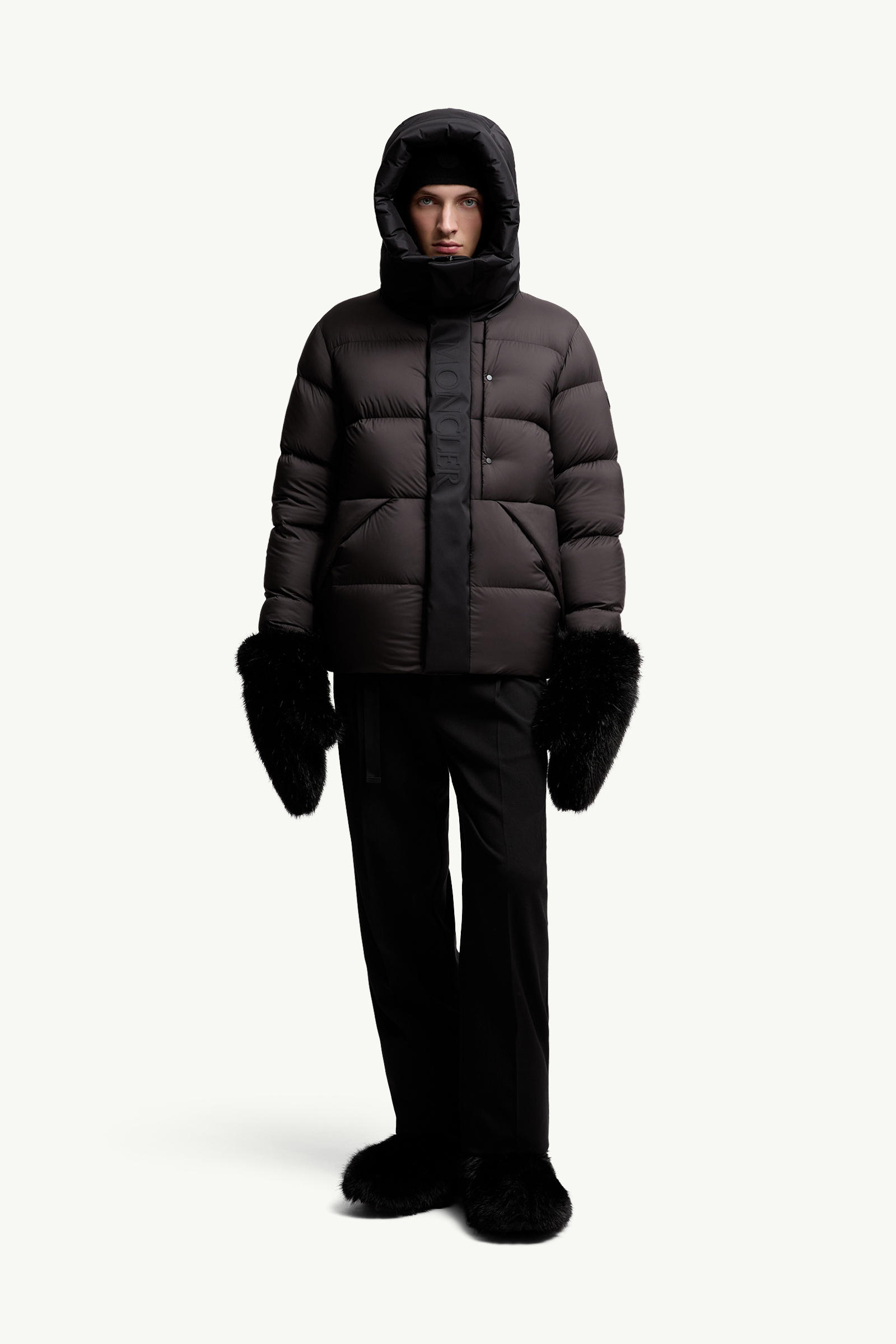 Madeira Hooded Short Down Jacket Men Brown Moncler 0