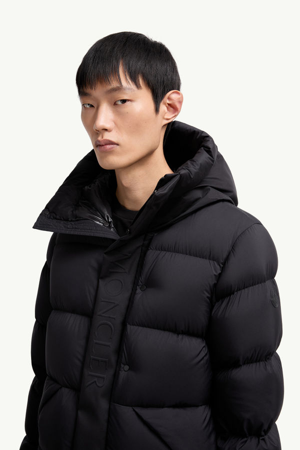 Madeira Hooded Short Down Jacket Men Black Moncler 5