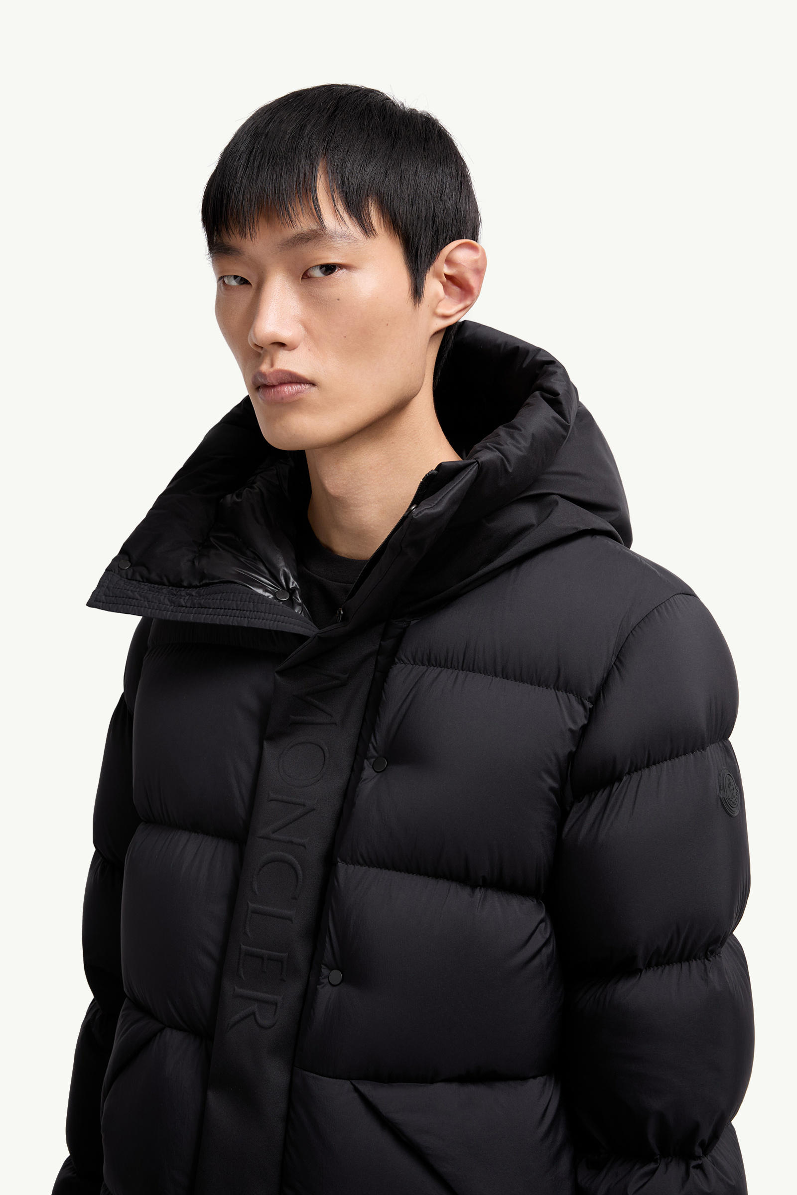 Madeira Hooded Short Down Jacket Men Black Moncler 5