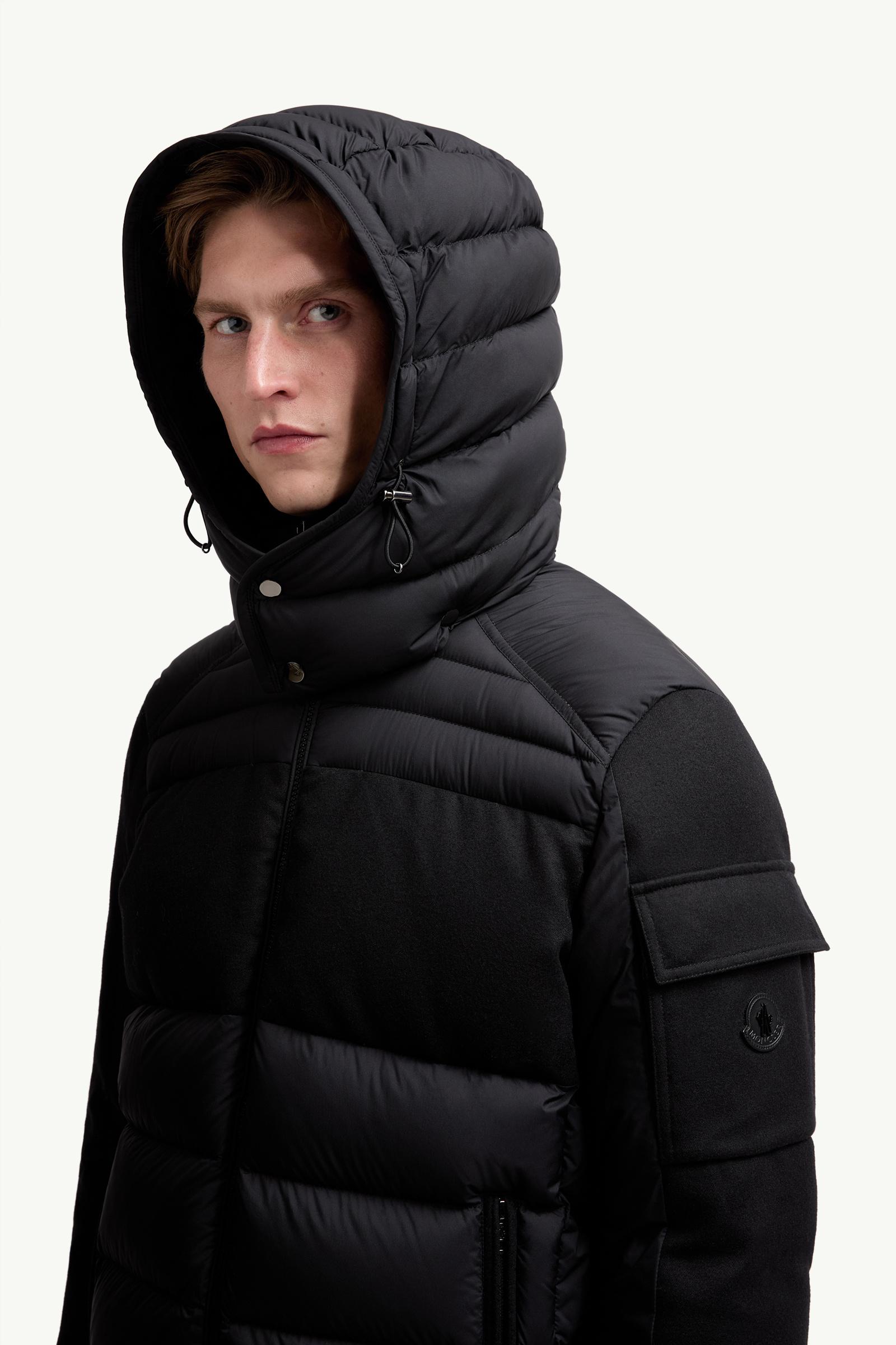Barbustel kurze Daunenjacke mit Kapuze Herren Schwarz Moncler 1