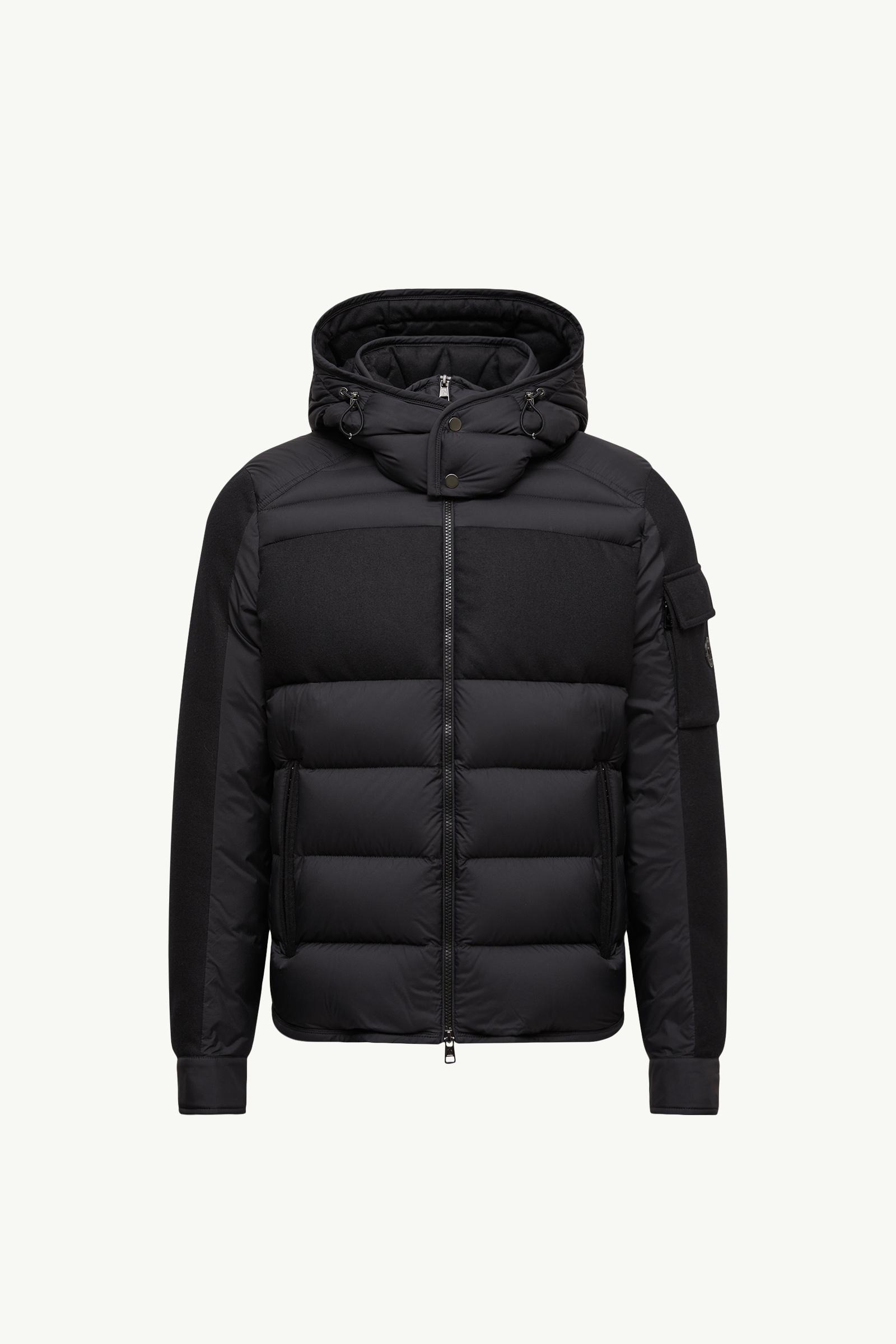 Barbustel kurze Daunenjacke mit Kapuze_findInBoutique_image