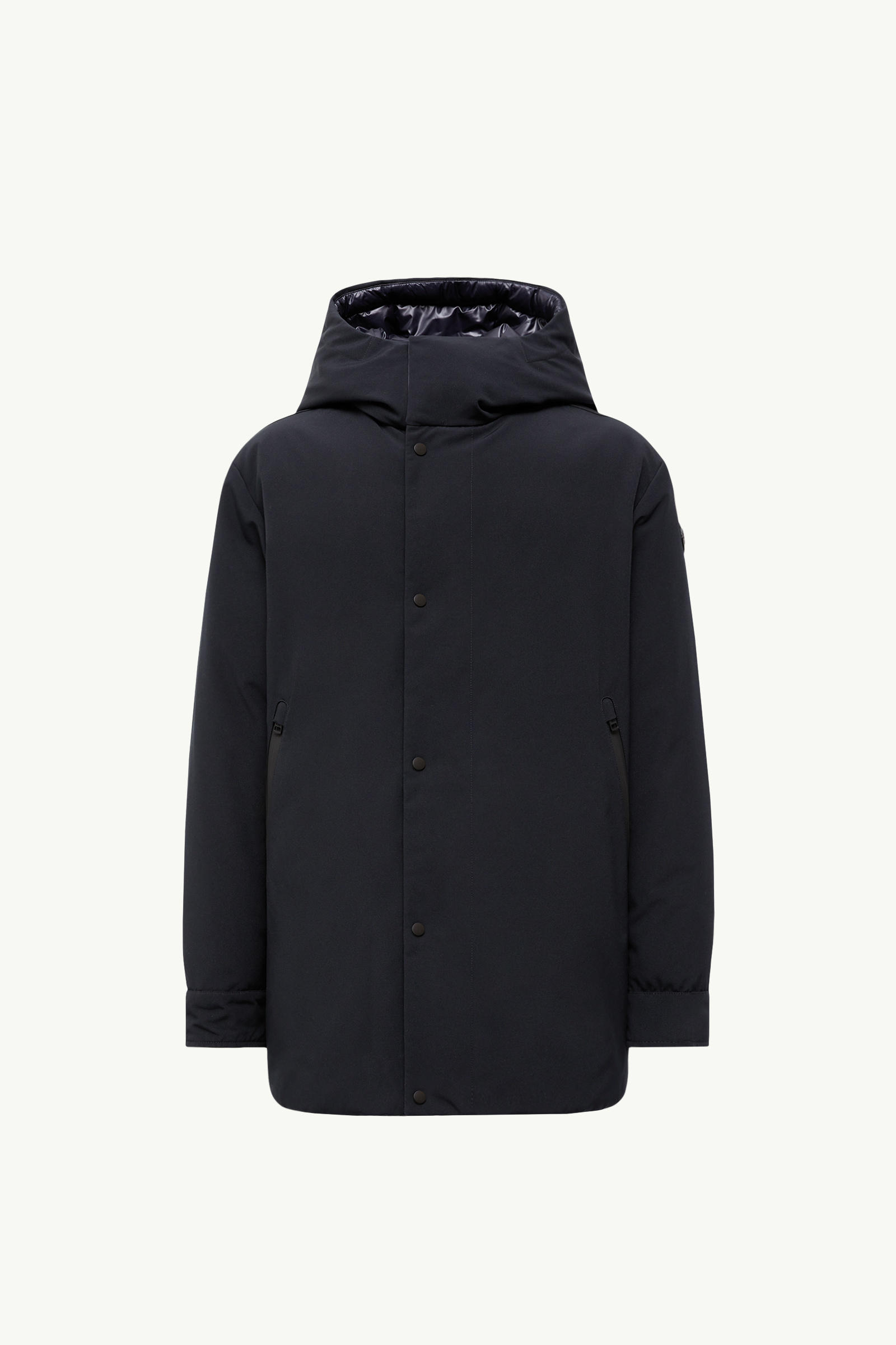 https://moncler-cdn.thron.com/api/v1/content-delivery/shares/dpx6uv/contents/K20911A0025257843742_F/image/K20911A0025257843742_F