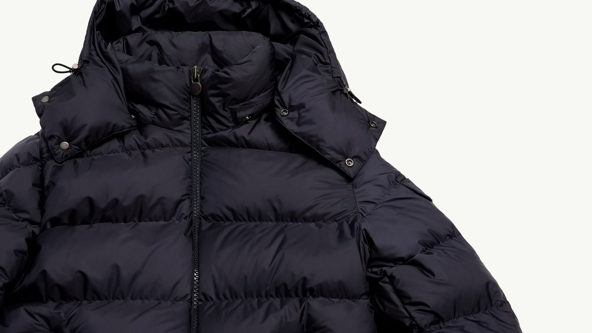 Slide 1 - product.feature.detachablehood.title