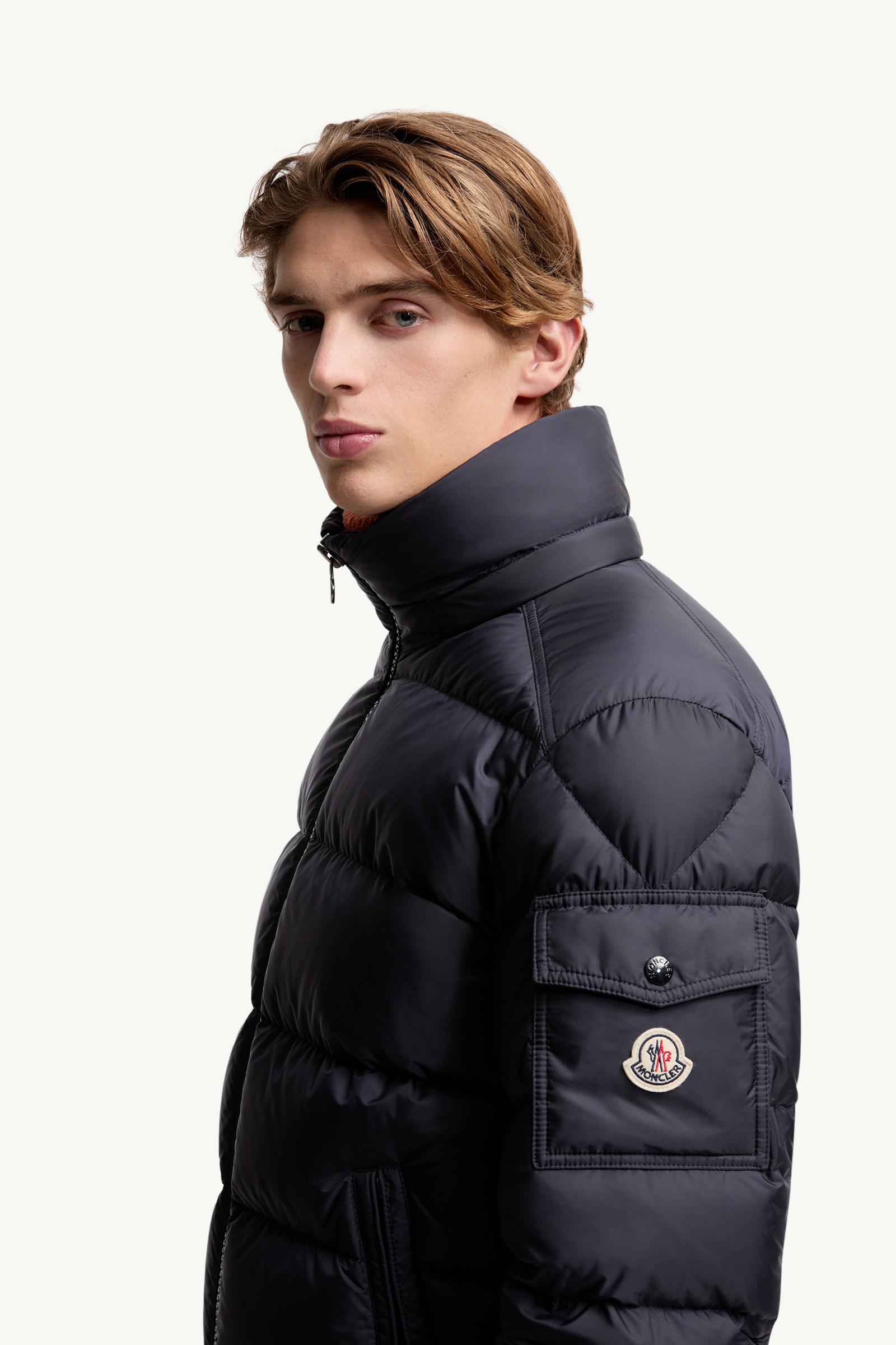 Plumífero corto con capucha Mayaf Hombre Azul marino Moncler 1