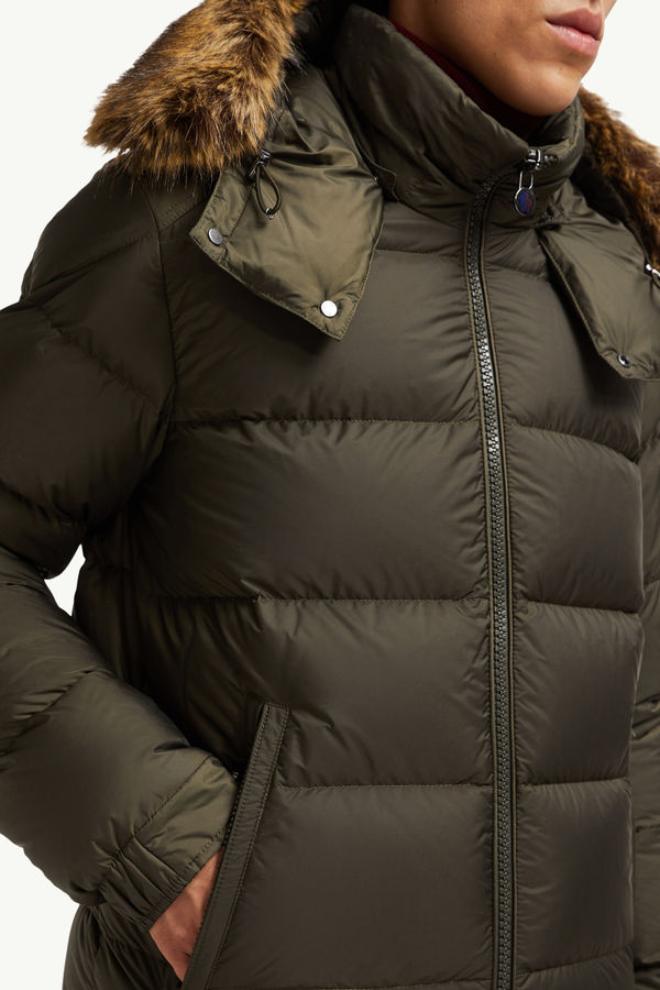 Mayaf Hooded Short Down Jacket Men Olive Green Moncler 5
