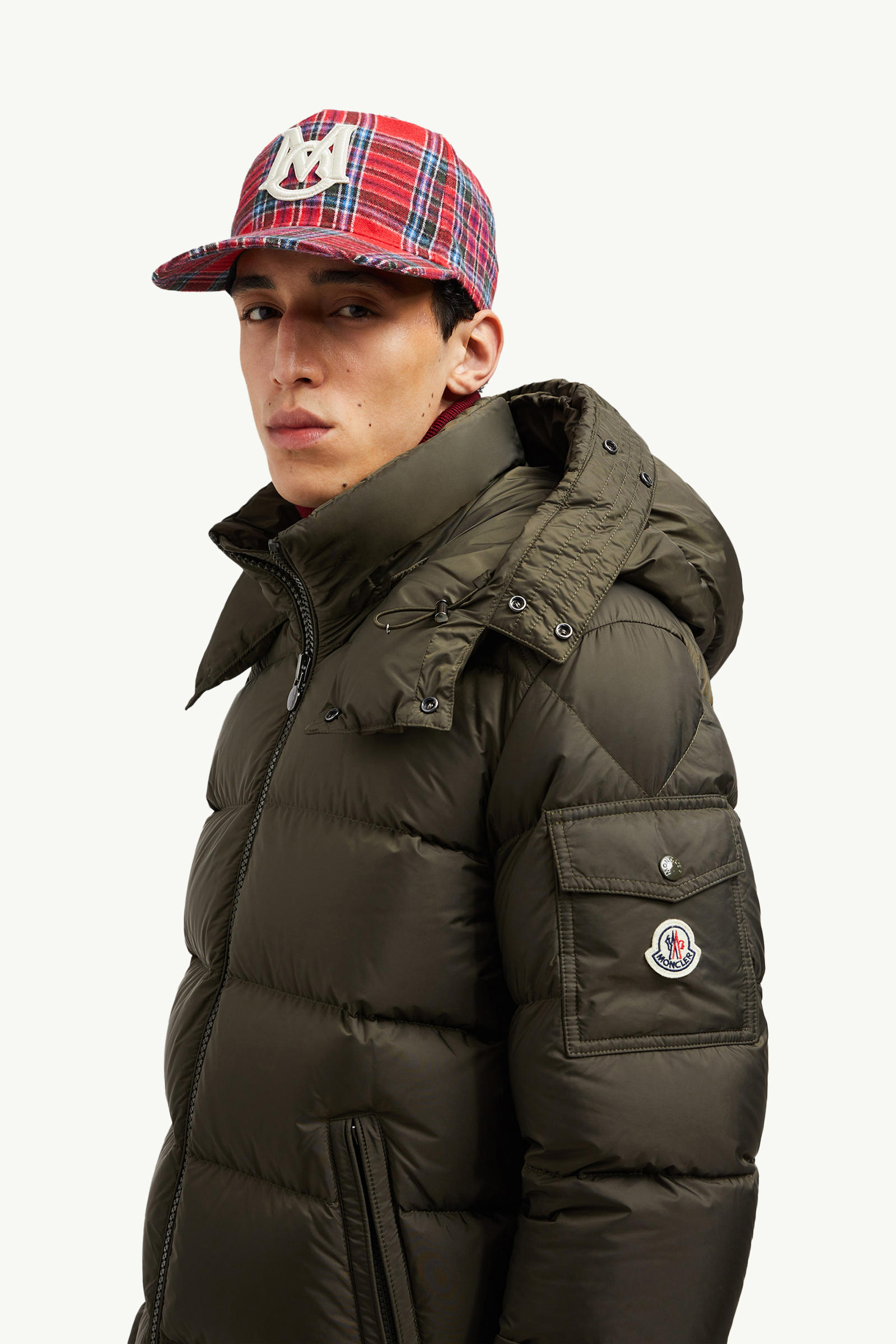 Mayaf Hooded Short Down Jacket Men Olive Green Moncler 6