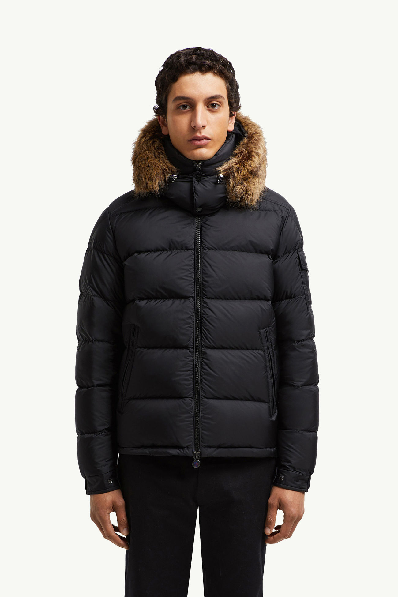 Mayaf男士连帽短款羽绒夹克外套 男士 黑色 Moncler 3